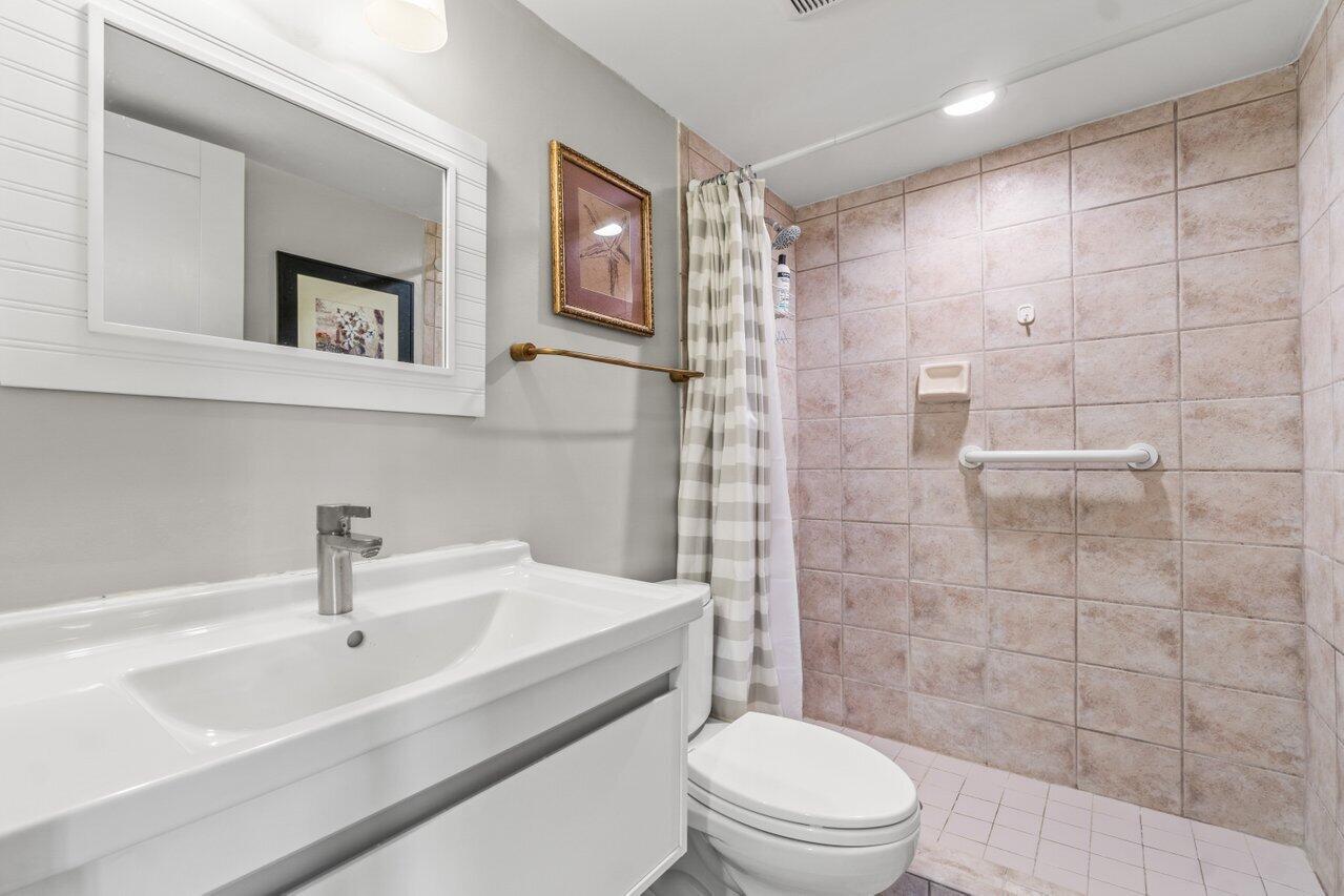 NEW 019-5600NorthFlaglerDrive-WestPalmBe
