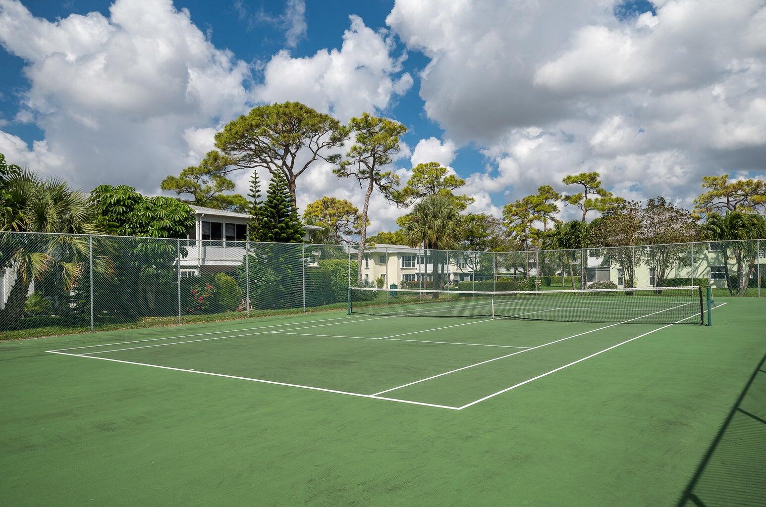 Tennis & Pickleball