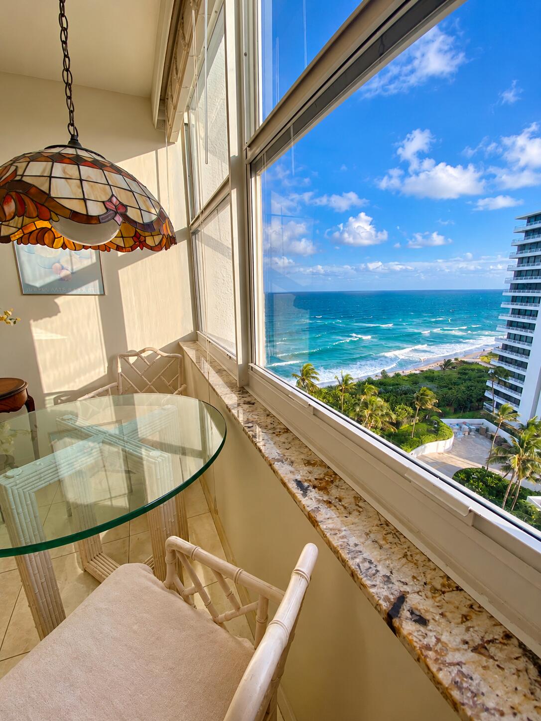 kitchen nook view