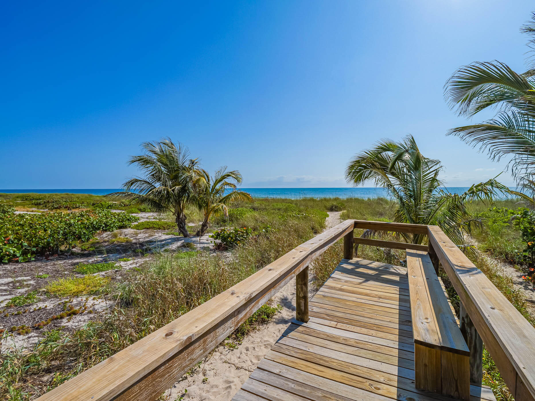 e10
