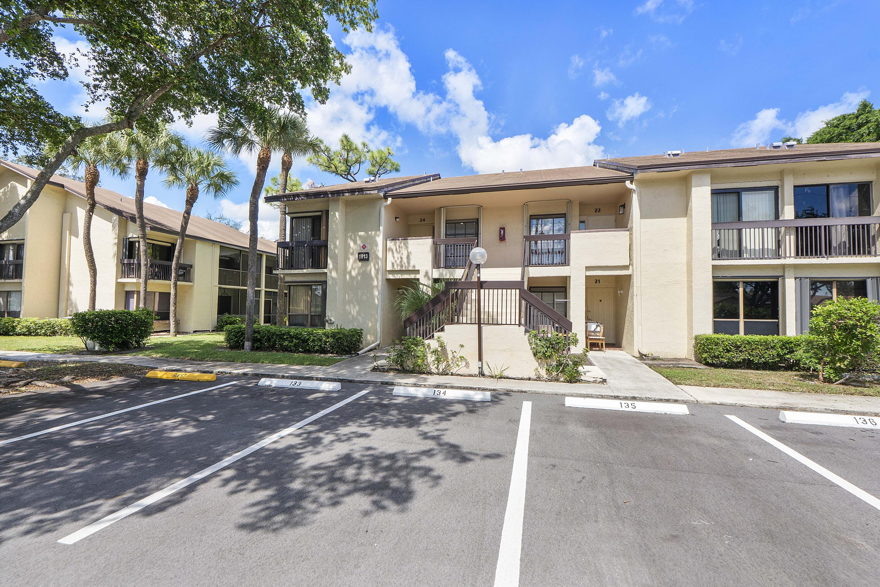 1913 Sw 15th St unit 24_003