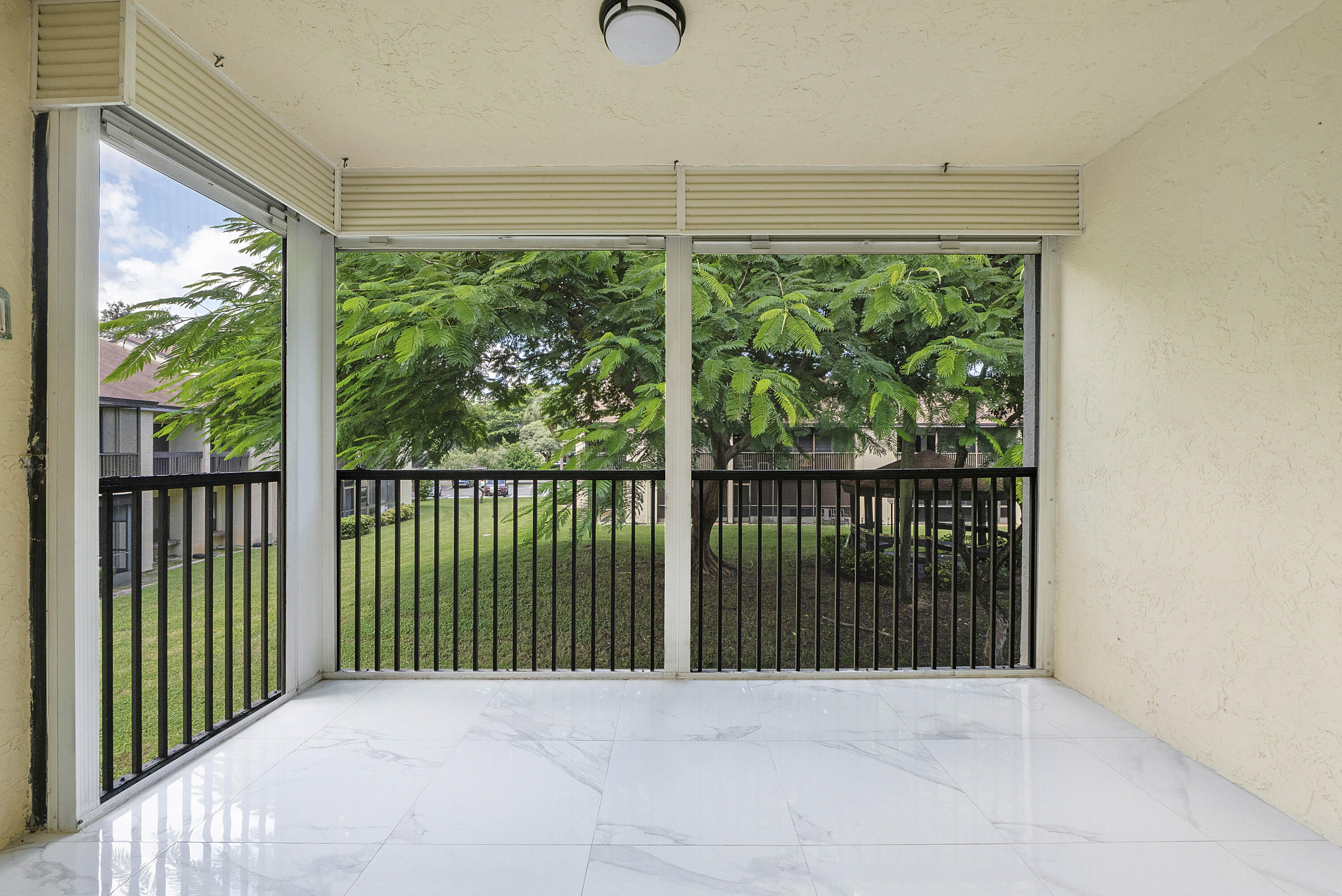 1913 Sw 15th St unit 24_022