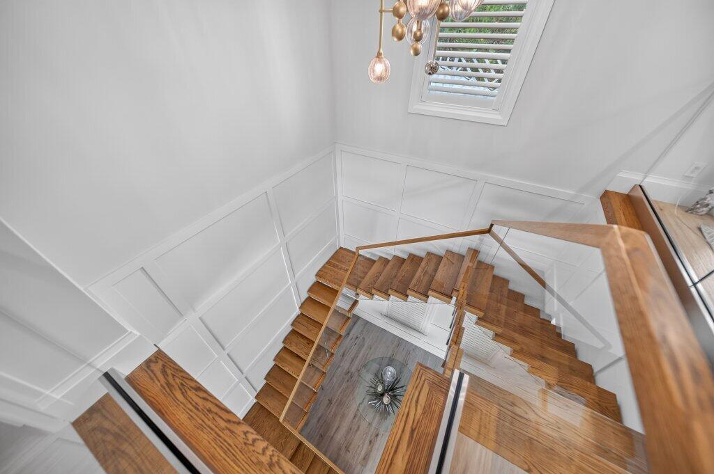 stairs1.jpg-SMALL