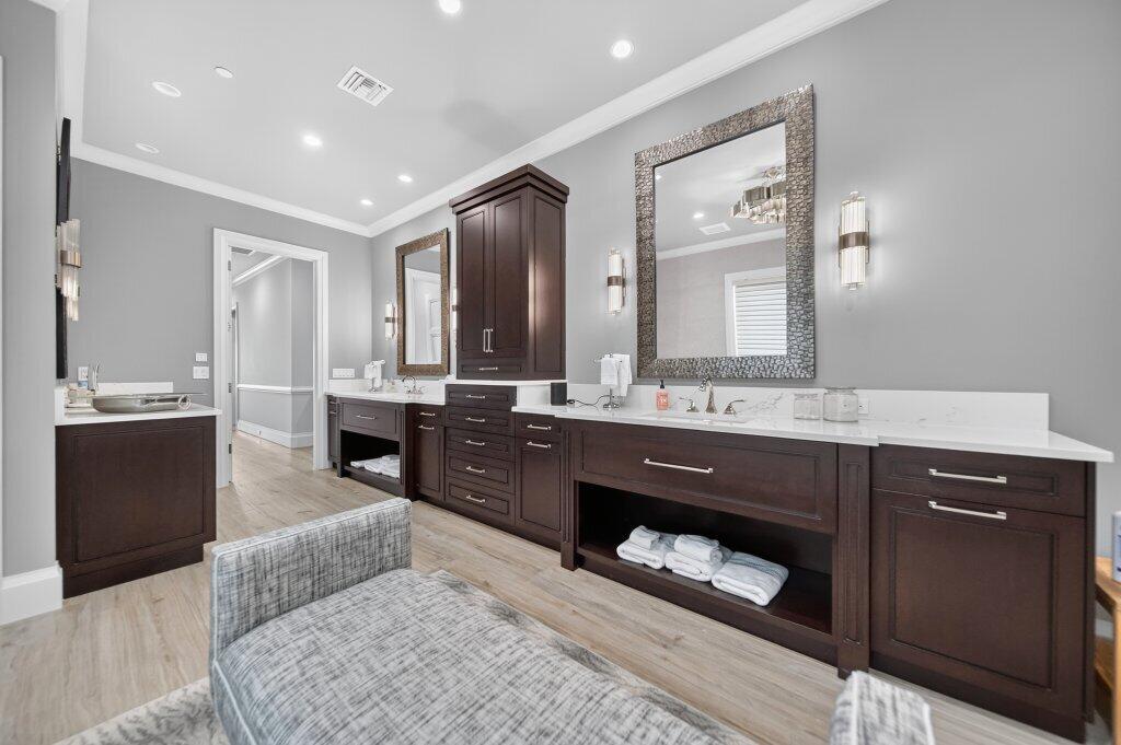 primarybath3.jpg-SMALL