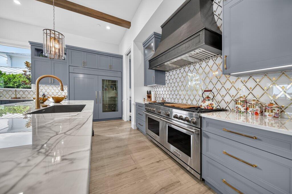 kitchen5.jpg-SMALL