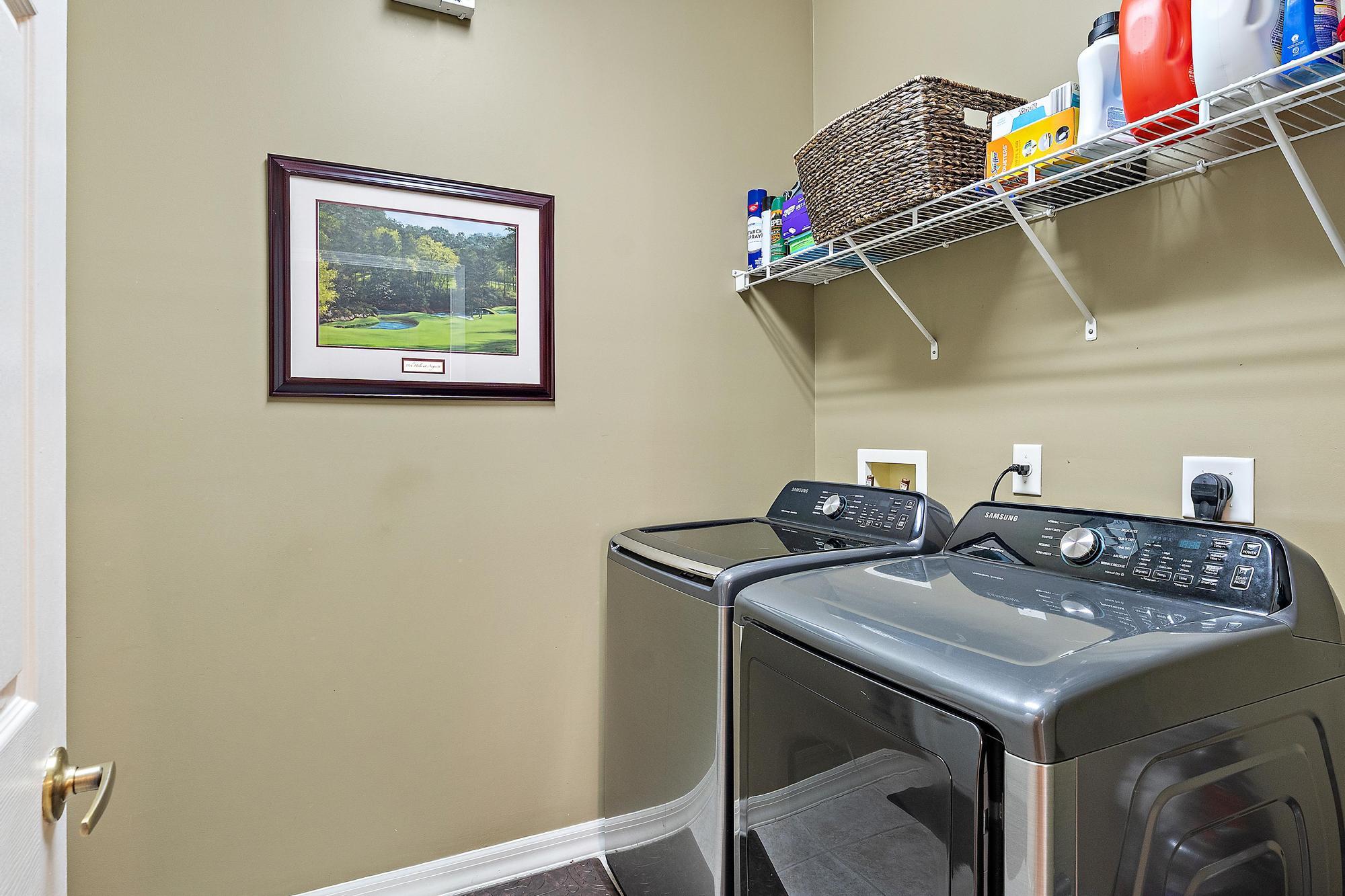 Dedicated Laundry room with utility sink
