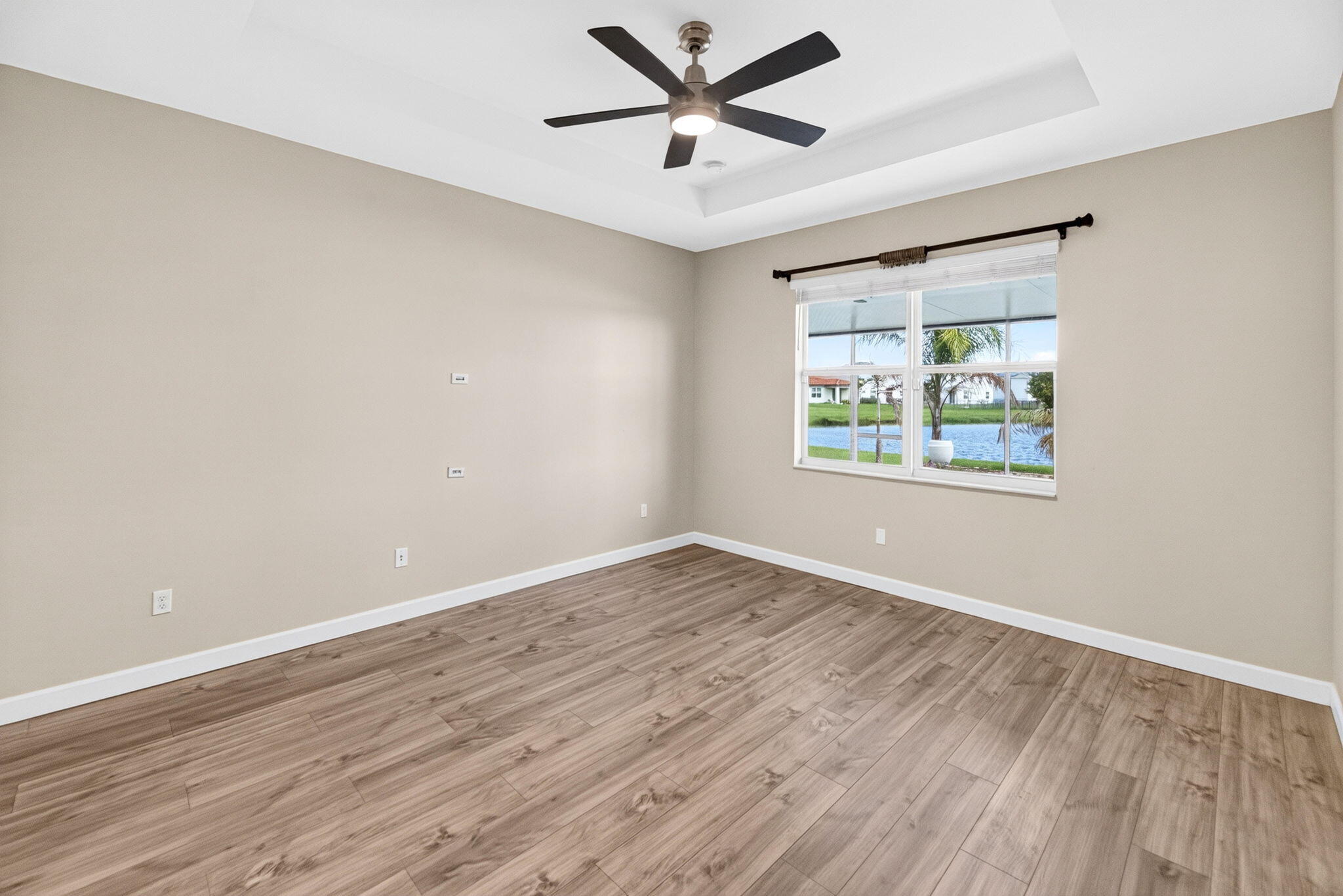 40-web-or-mls-Primary bedroom 1-1