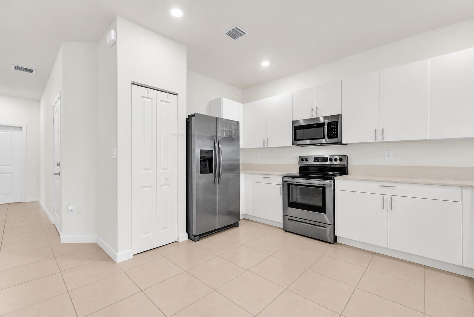 Vacant Modern Open-Plan Kitchen Interior