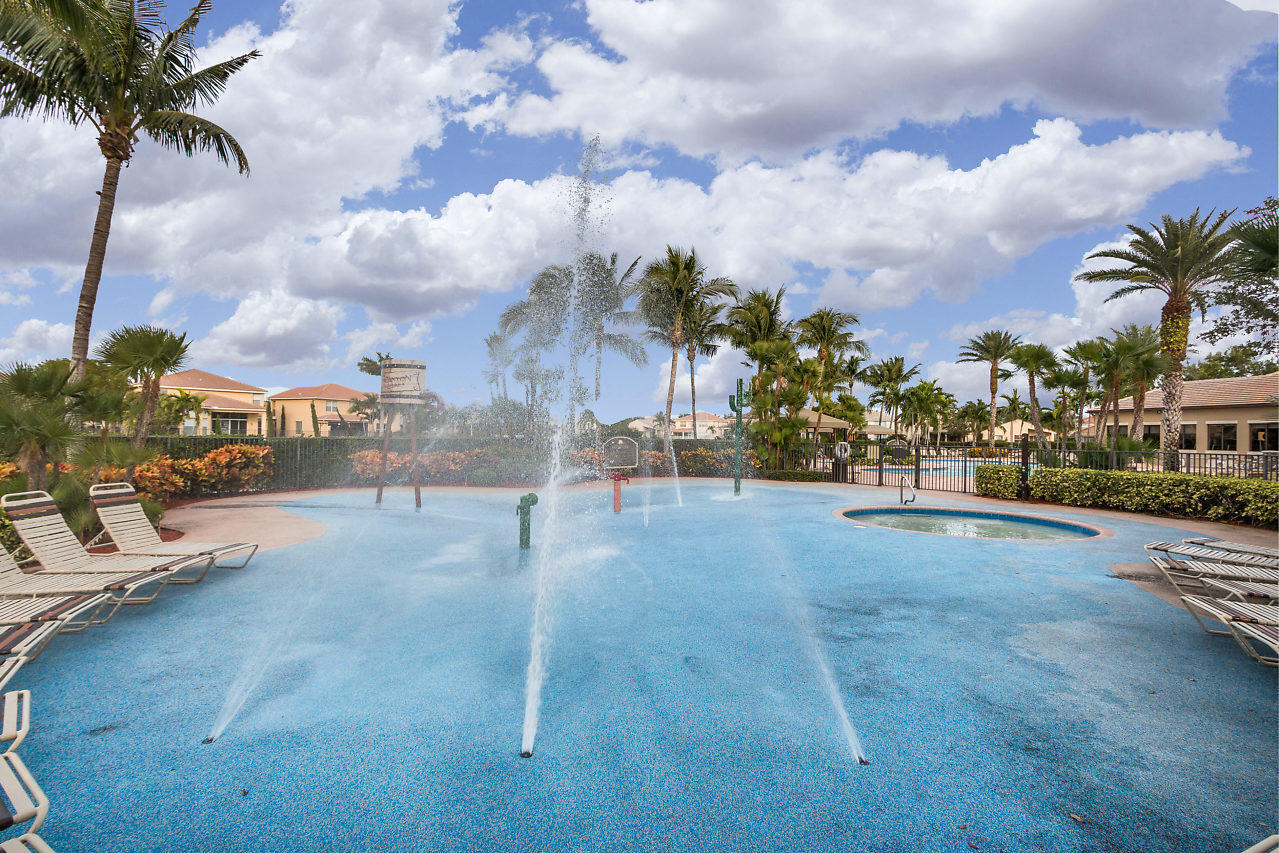 CL Water Park