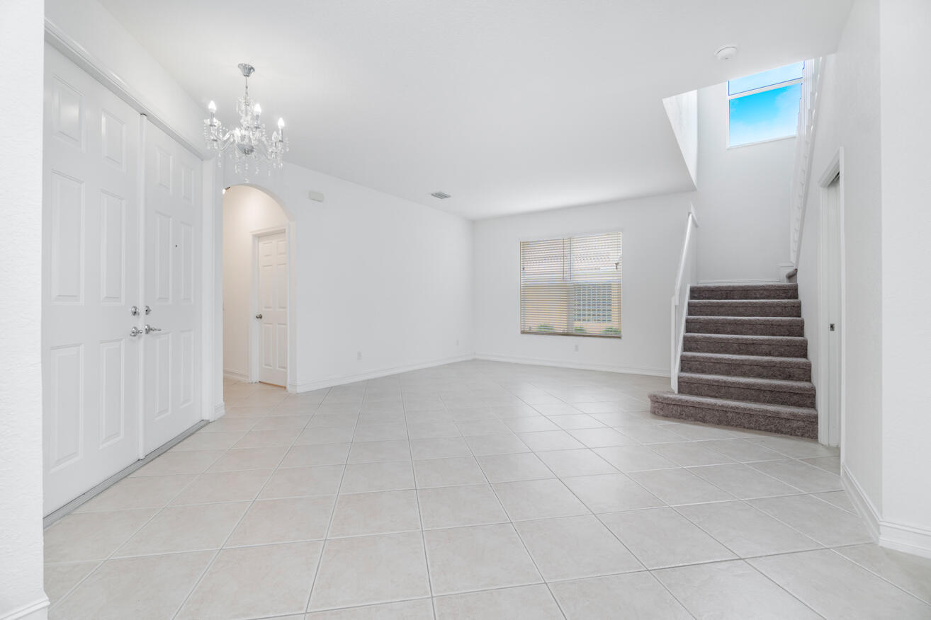 Formal Dining & Living Rms