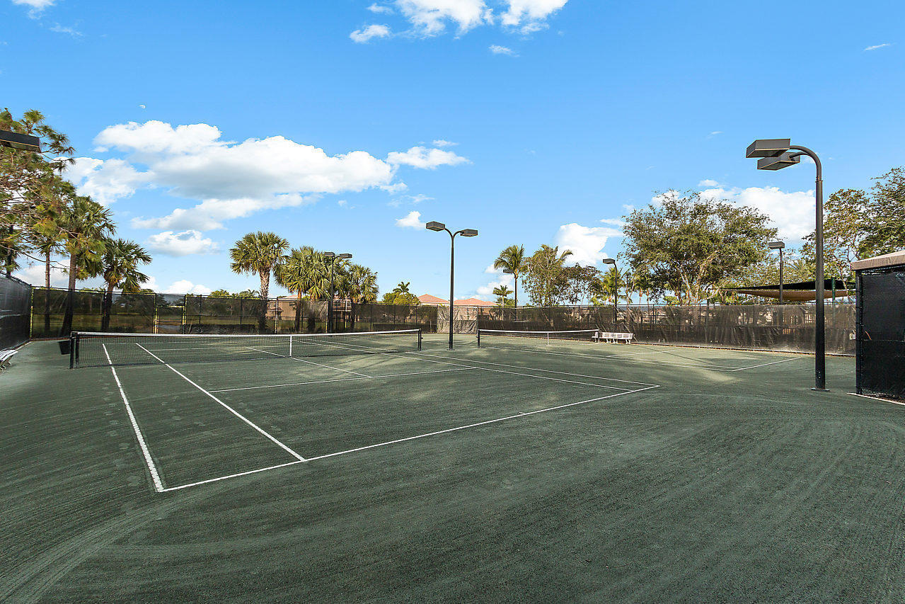 CL Tennis Courts
