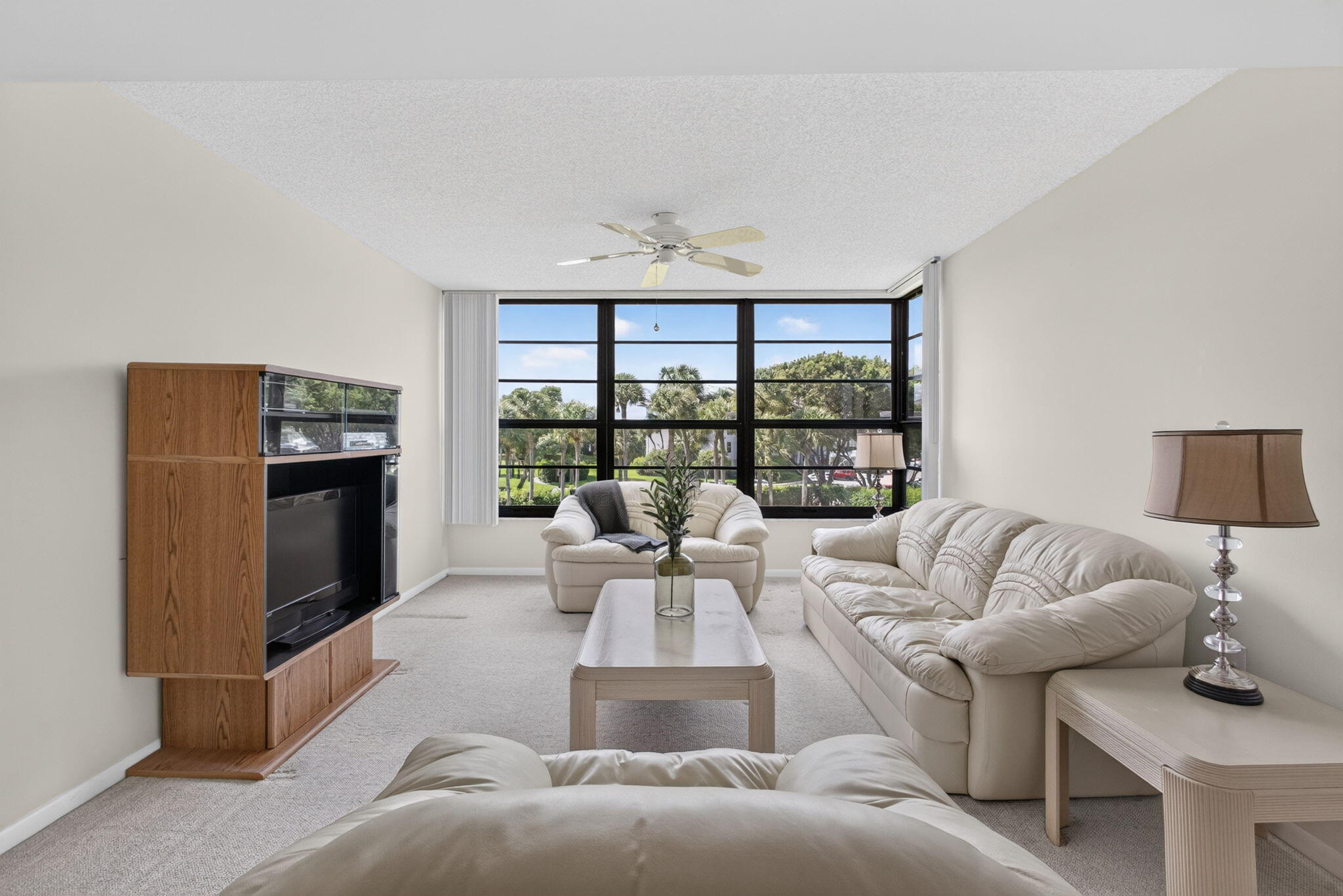 19-web-or-mls-5D1A5340 19-web-or-mls-5D1A5340