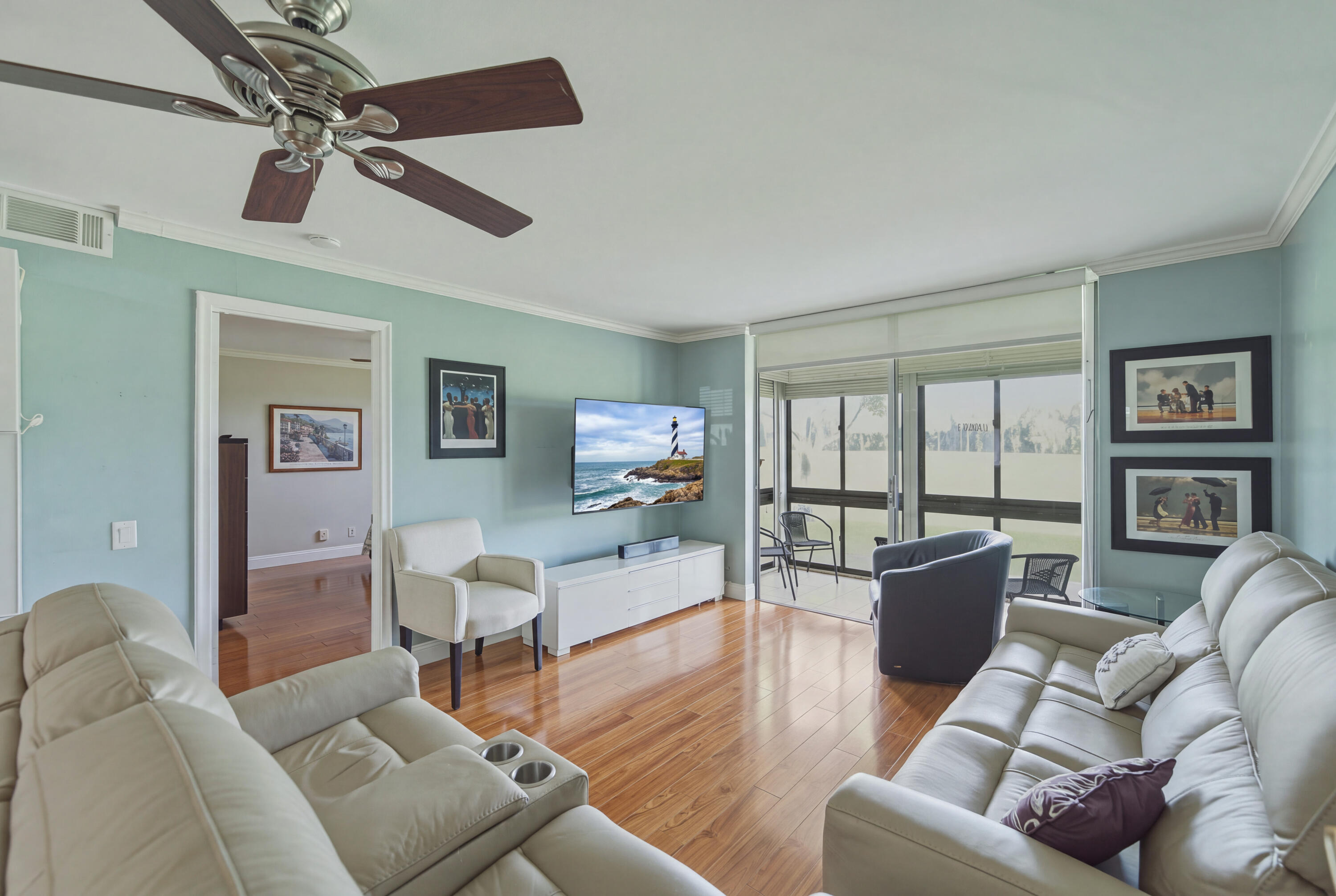 8. Living Room Some MNR patio and Fairwa