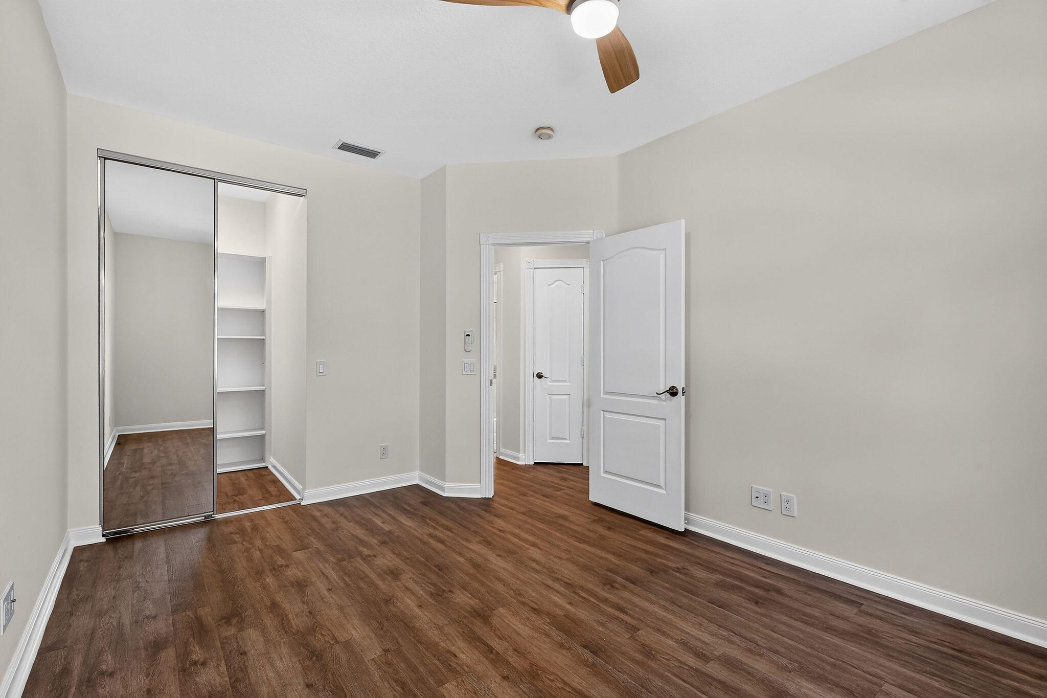 340JacarandaDr(36)