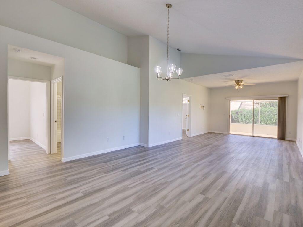 9013 Heathlan d dining living room combo