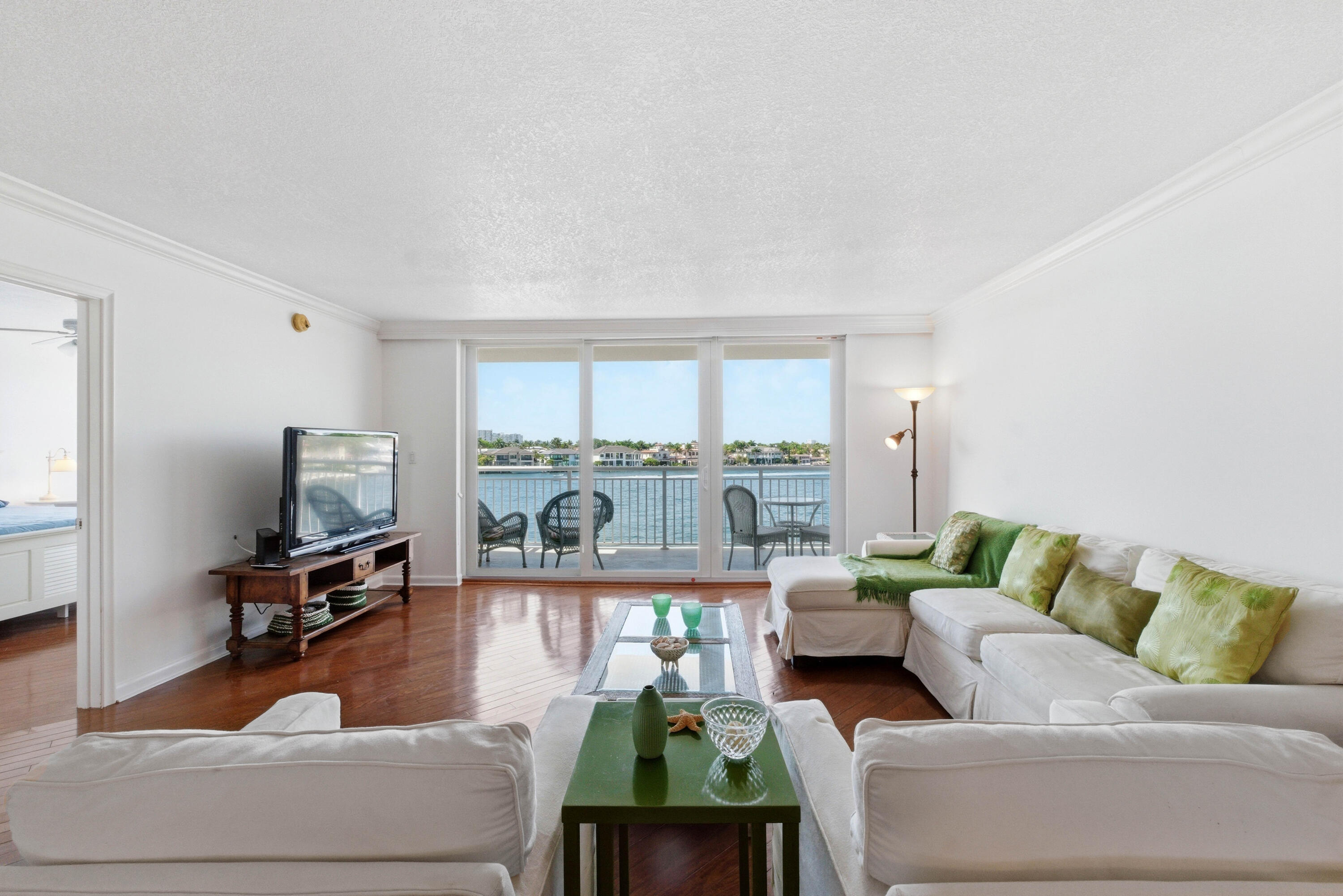 511 Bayshore Dr U410 _027 511 Bayshore Dr U410 _027