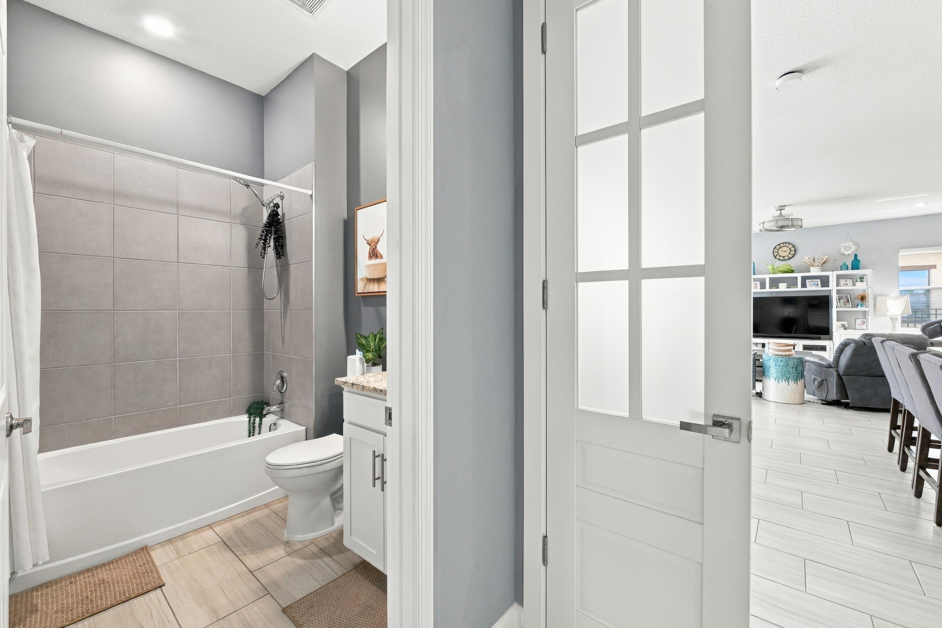 First floor, full bathroom