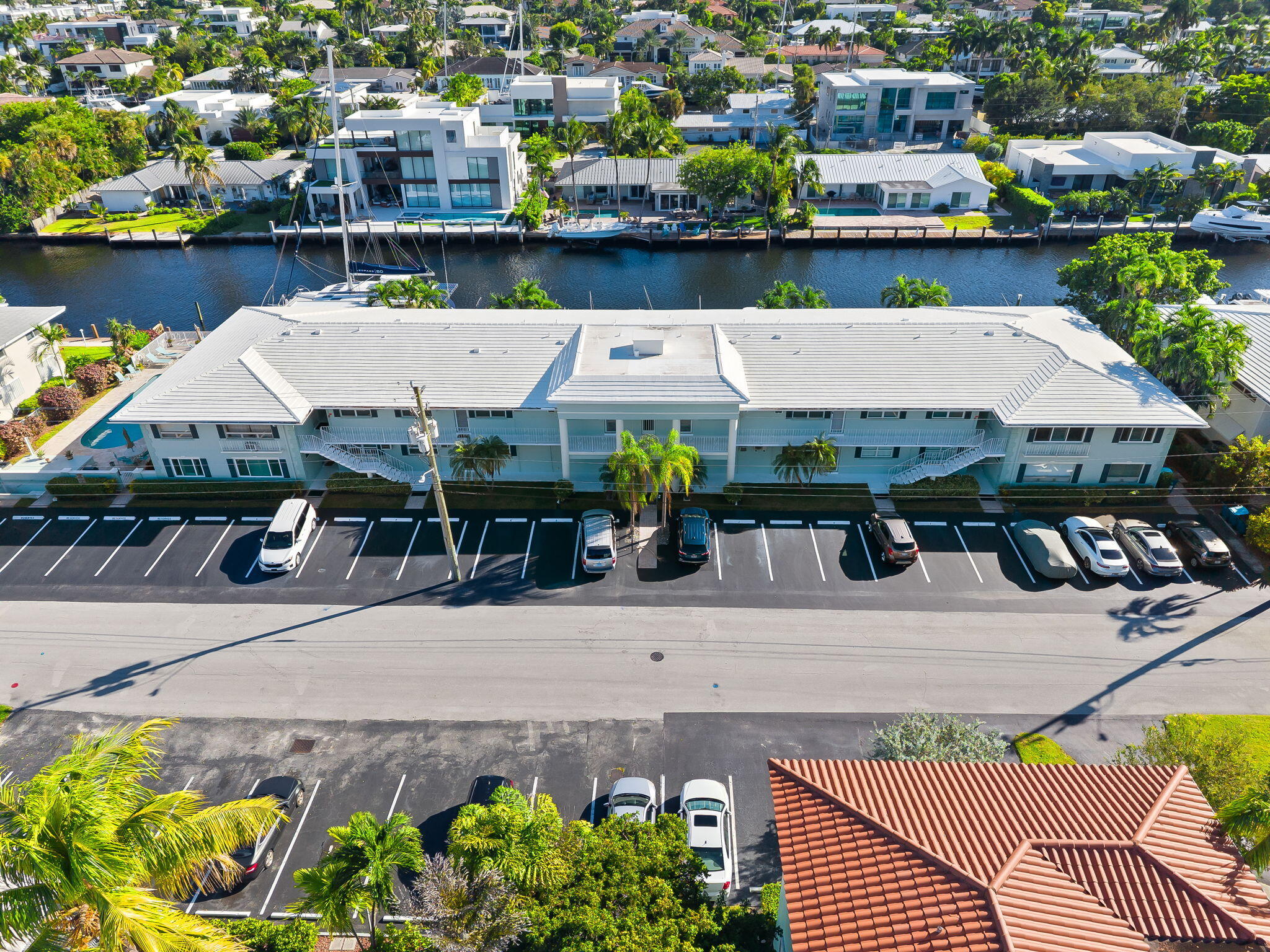 Concord Arms aerial view