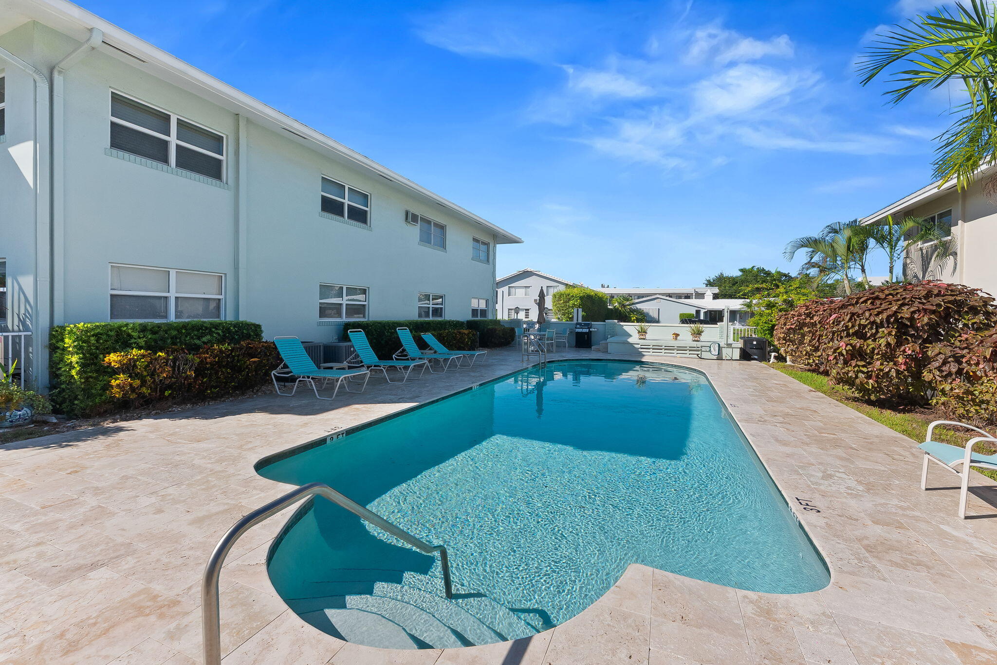 Concord Arms Swimming Pool
