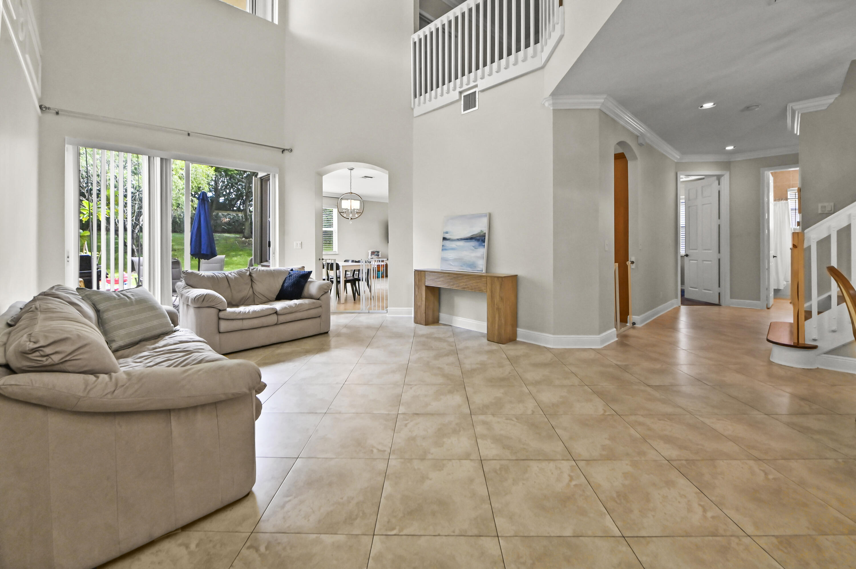 05 Living room 01