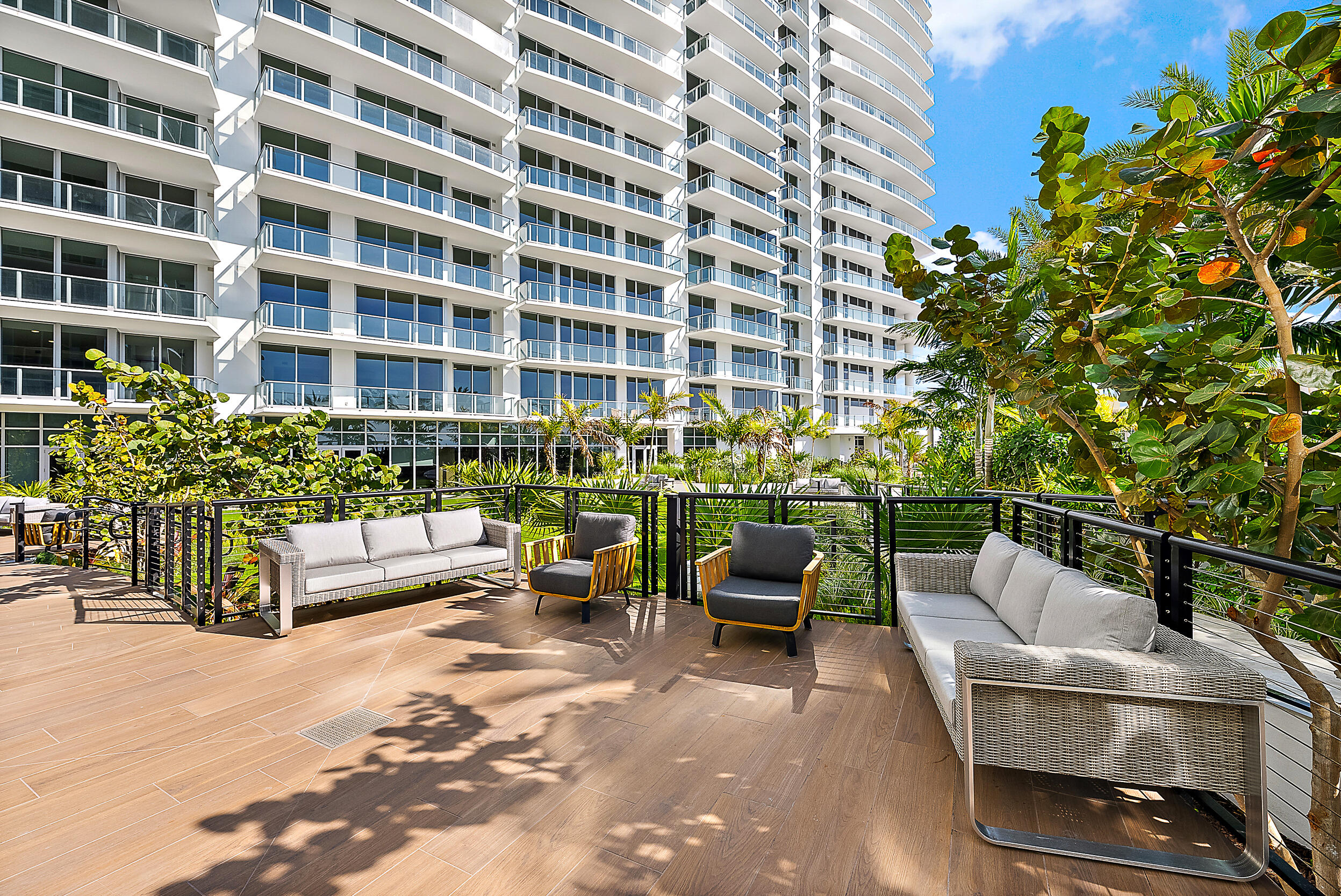 6th Floor - Pool Deck