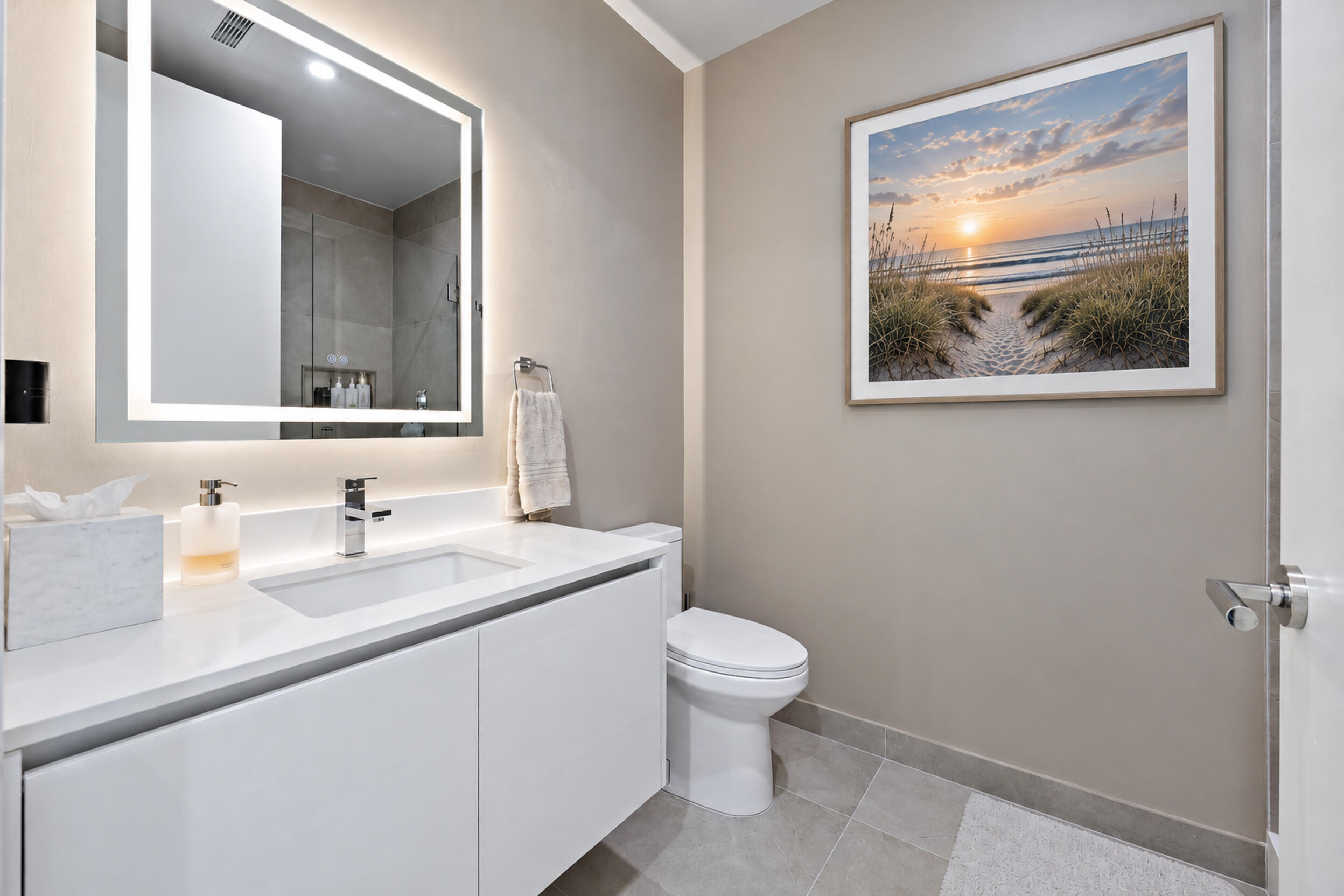 Guest Bathroom w/ Shower