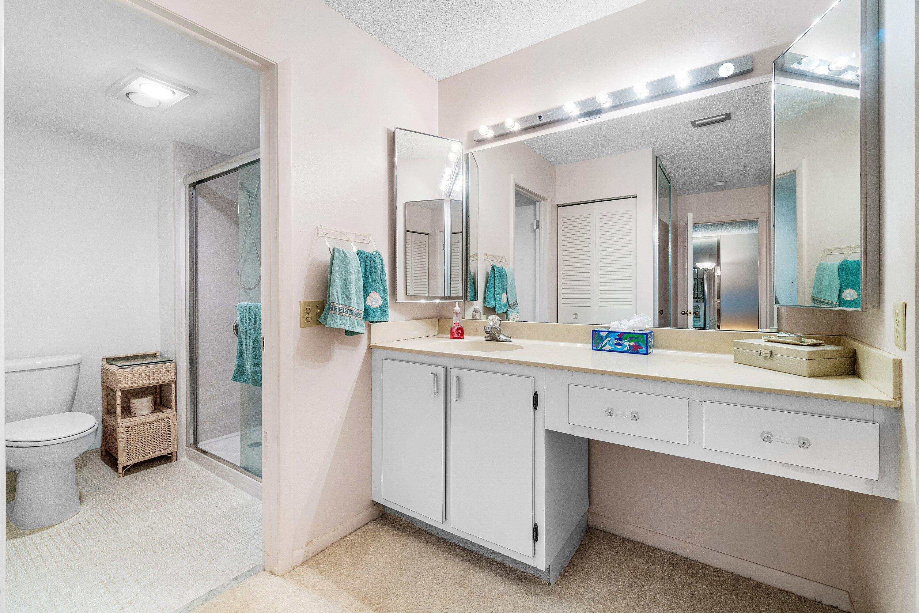 020-8320CasaDelLago-D-BocaRaton-FL-33433