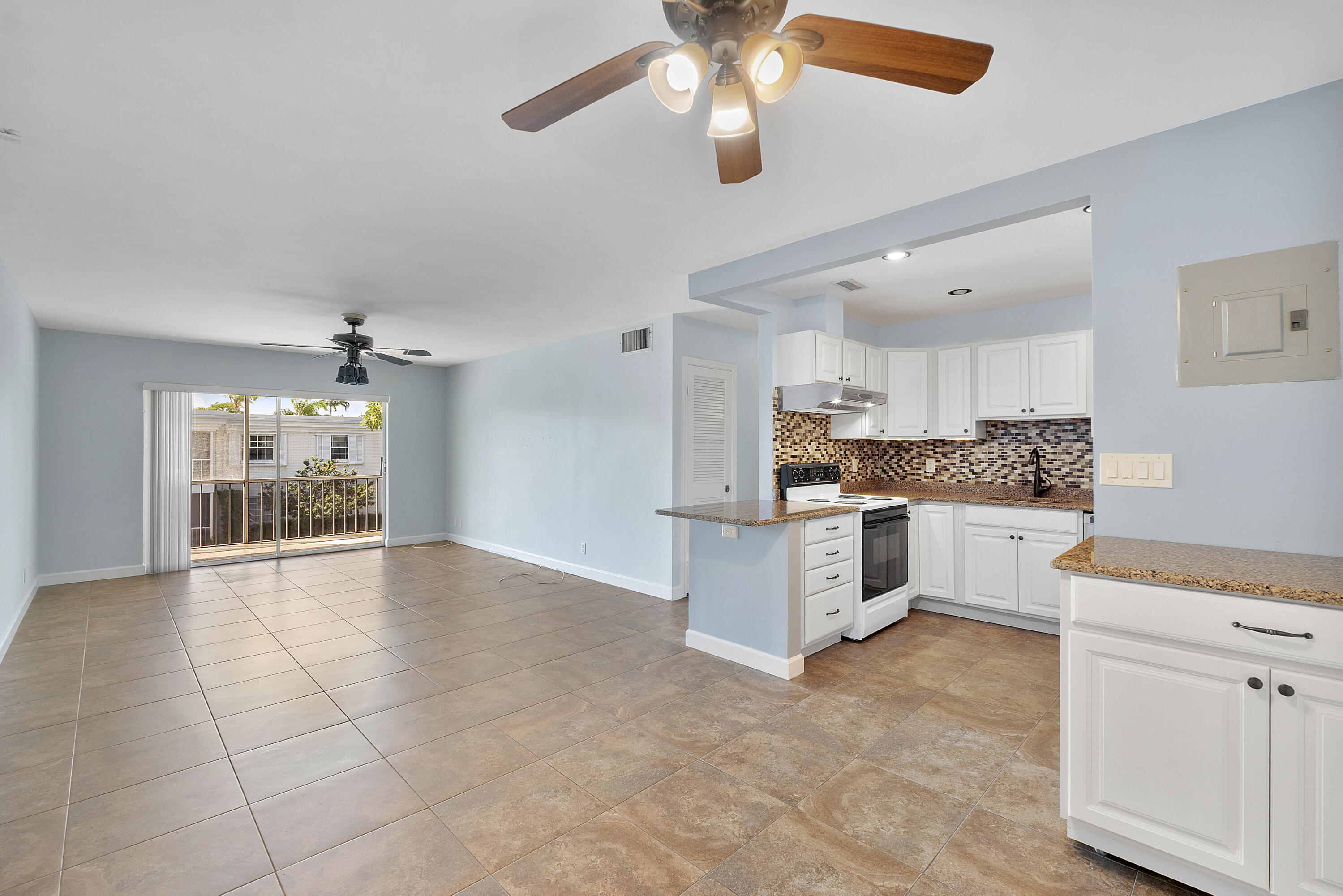 6253 Bay Club Dr unit 3_017 6253 Bay Club Dr unit 3_017