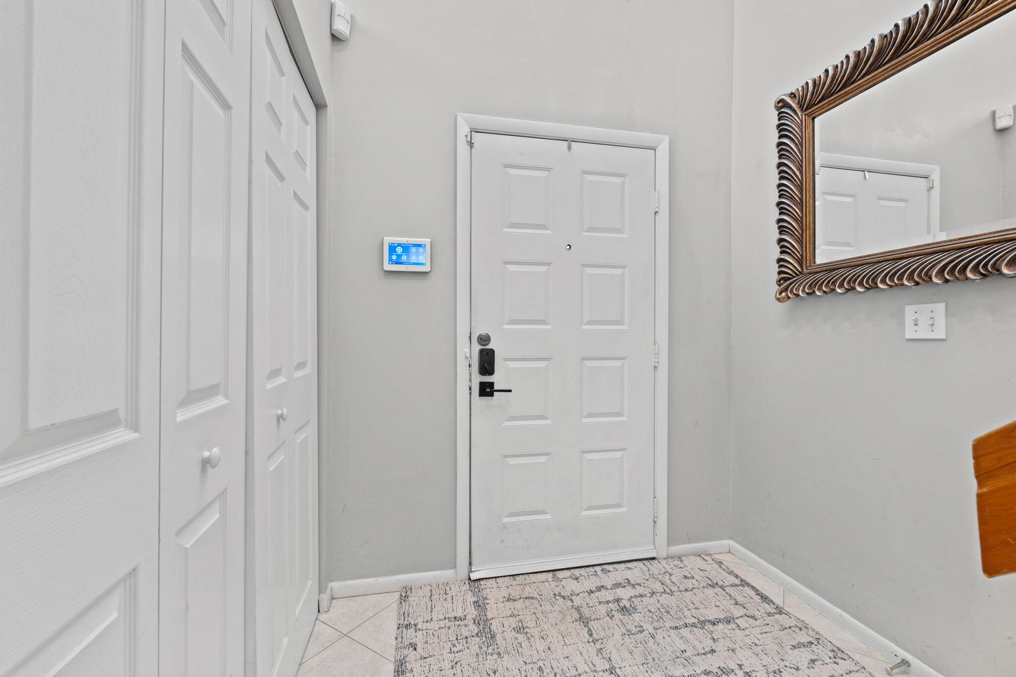 5-web-or-mls-A7401886