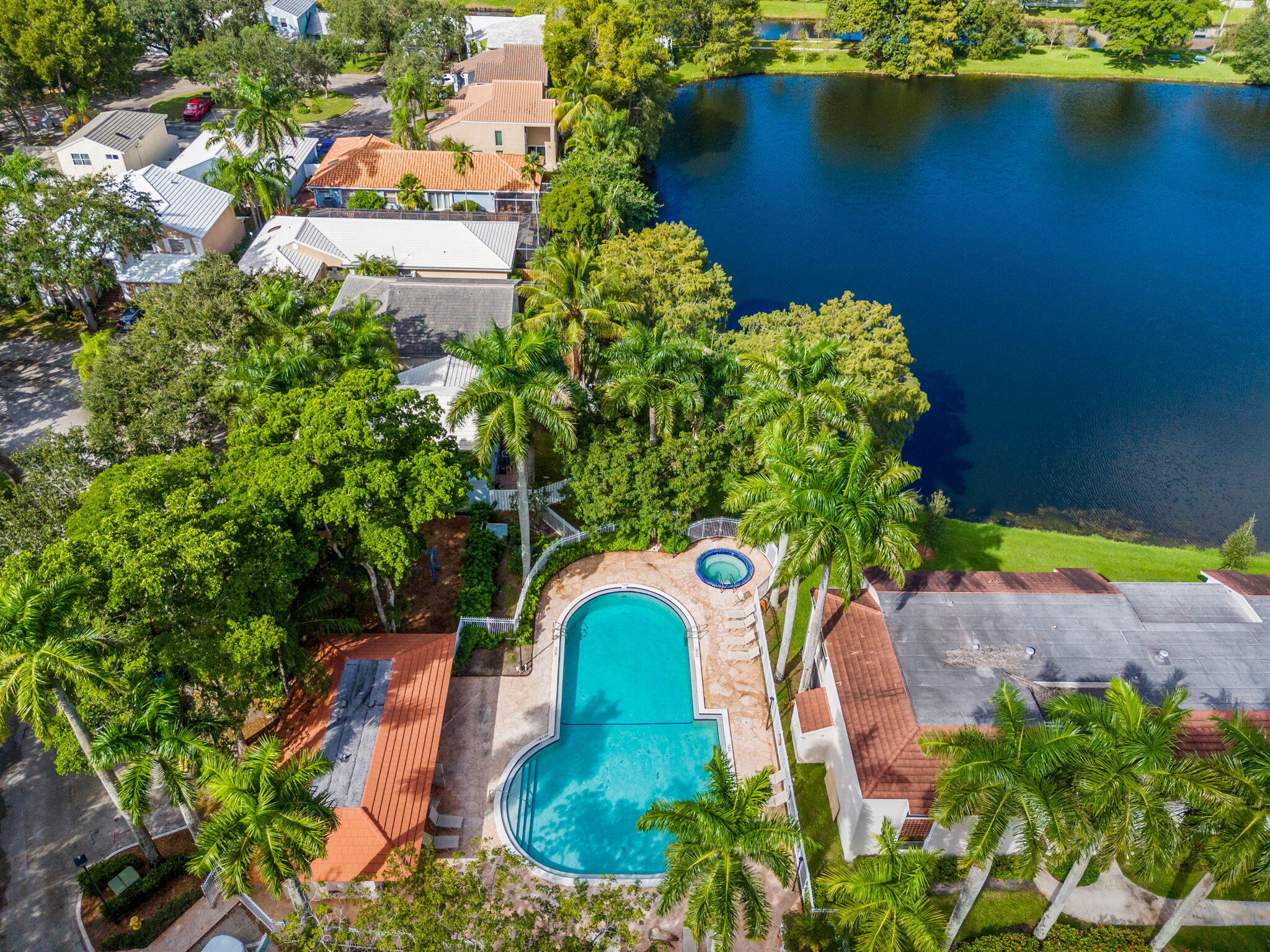 63-web-or-mls-DJI_20261019103426_0395_D