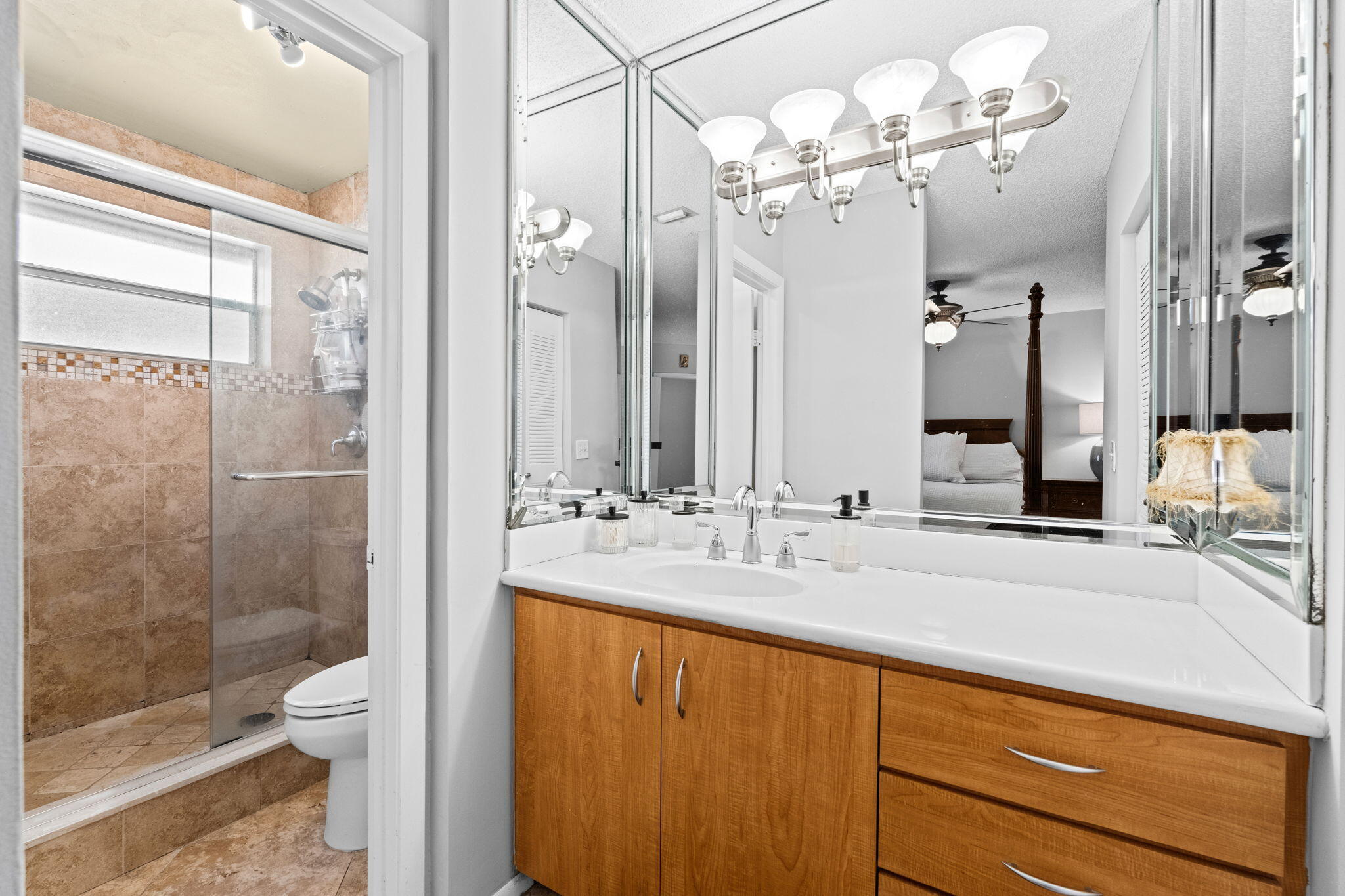 27-web-or-mls-A7401852