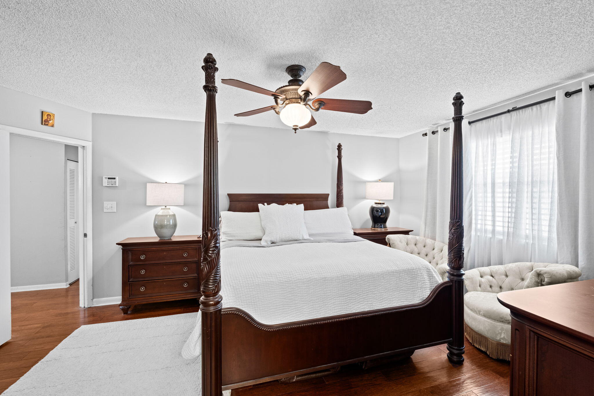 26-web-or-mls-A7401849