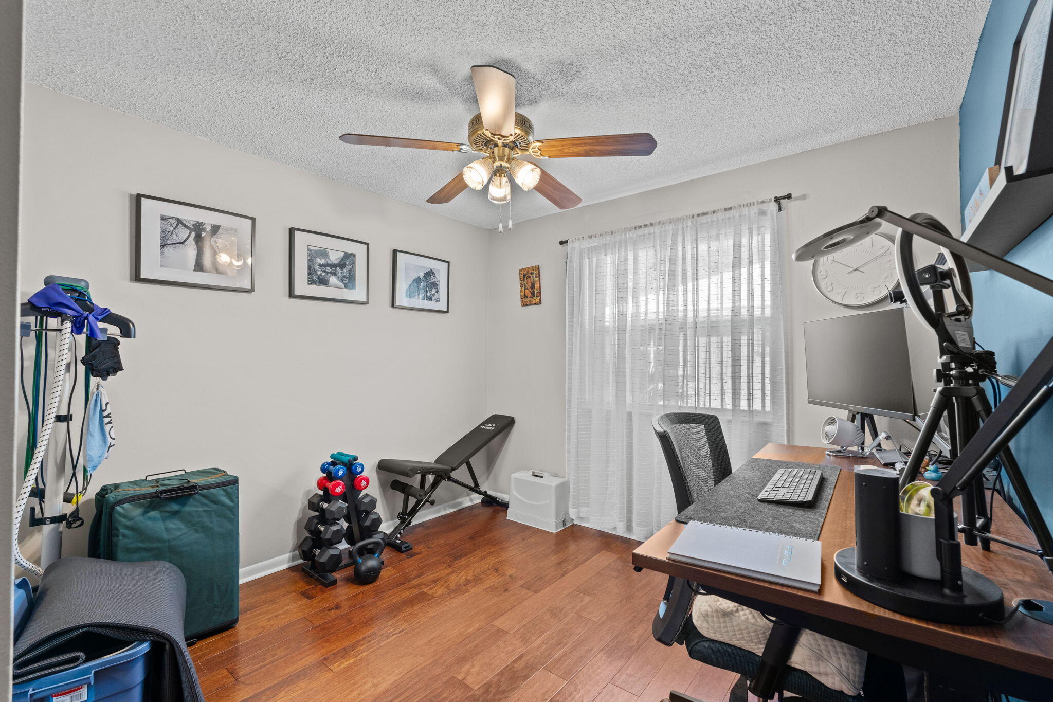 32-web-or-mls-A7401868