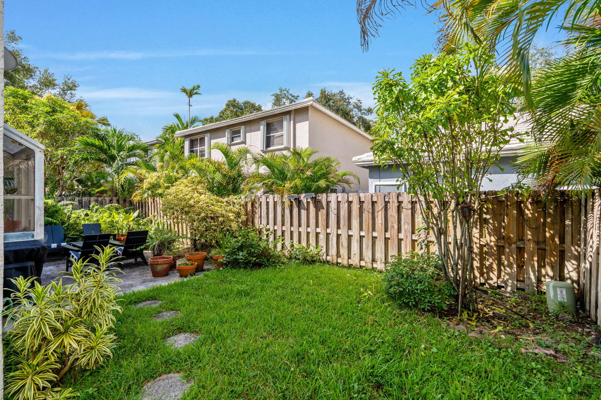 45-web-or-mls-A7401840