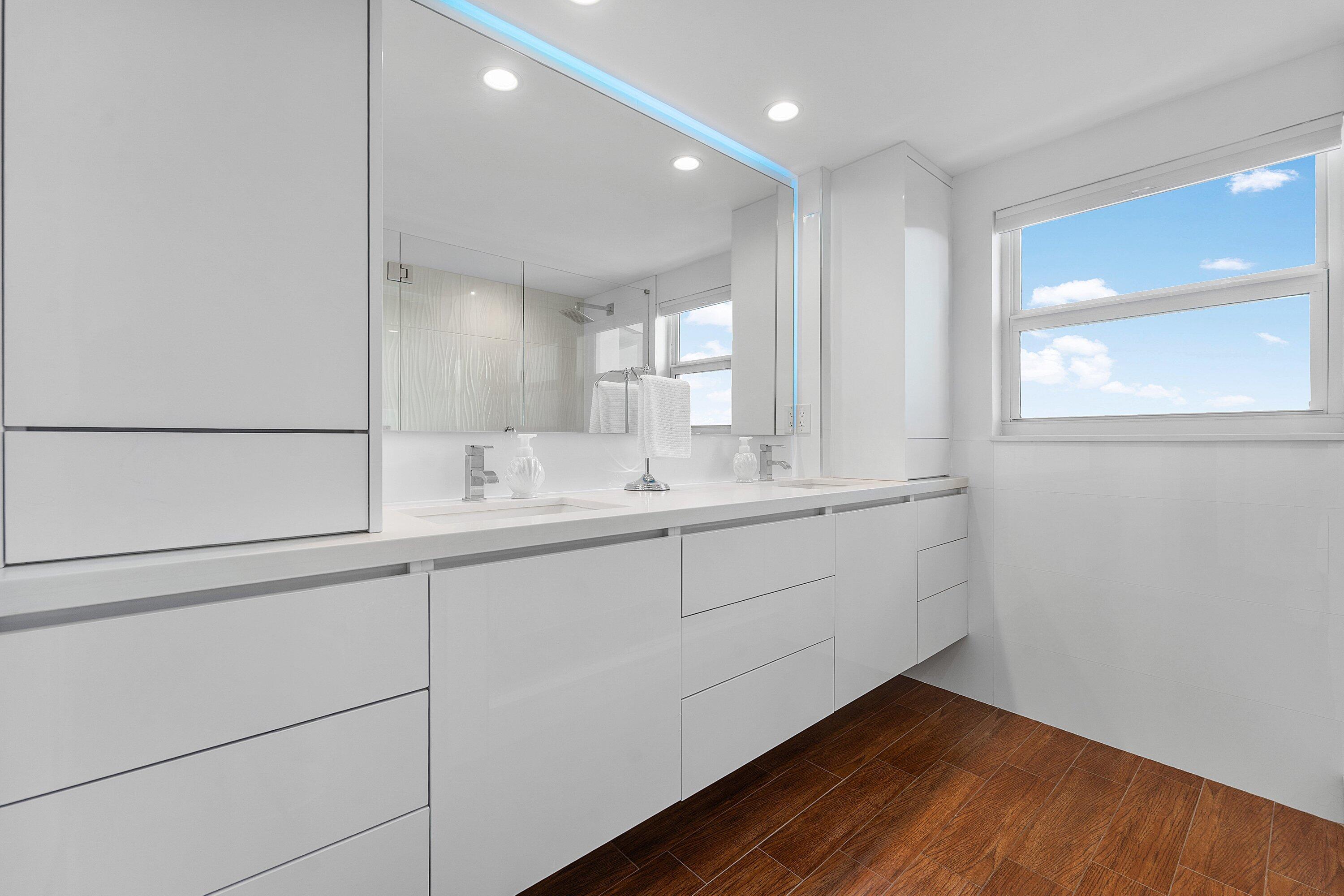 Primary Bath Quartz Countertops