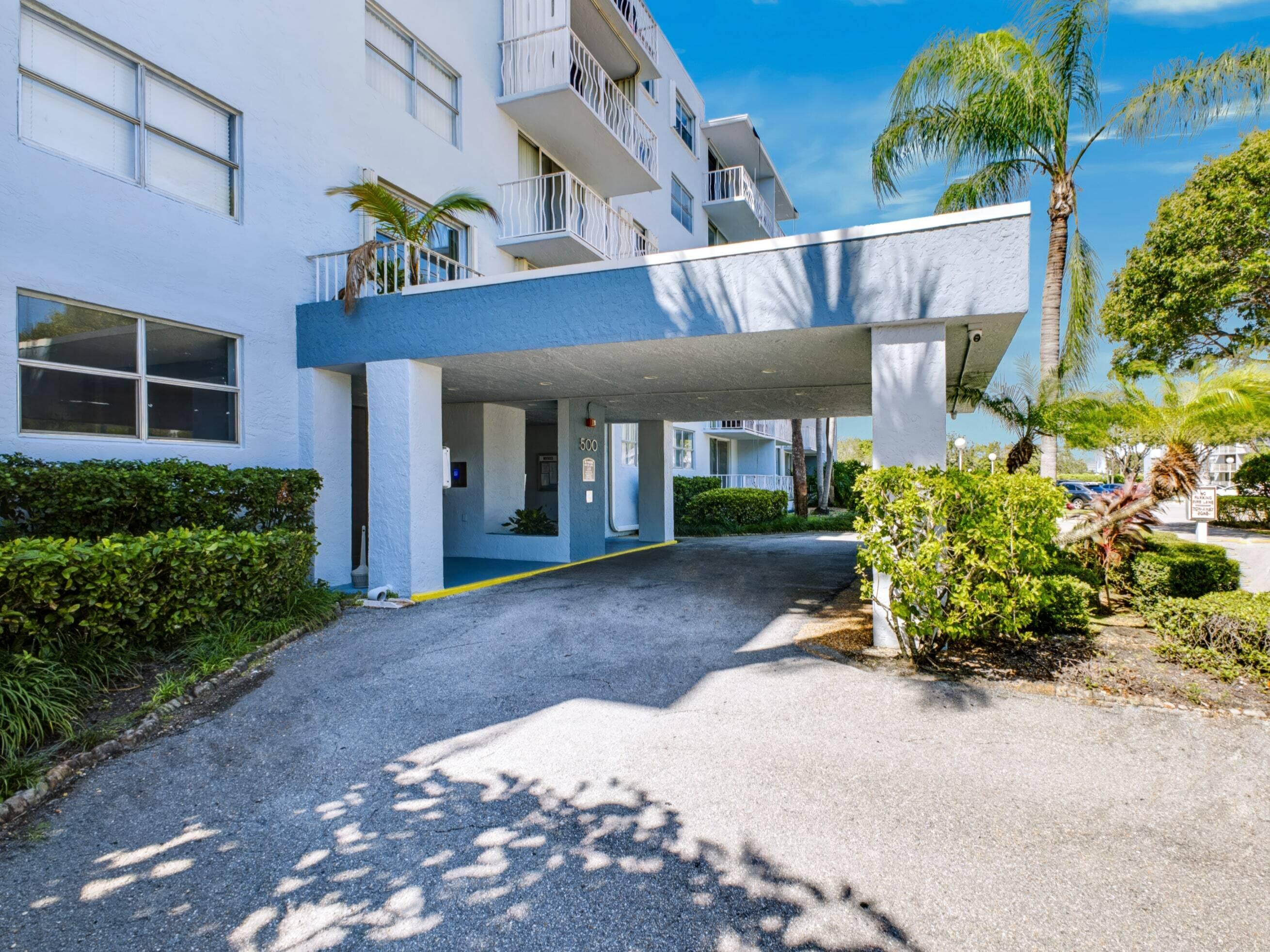 500 Executive Center Dr 5M