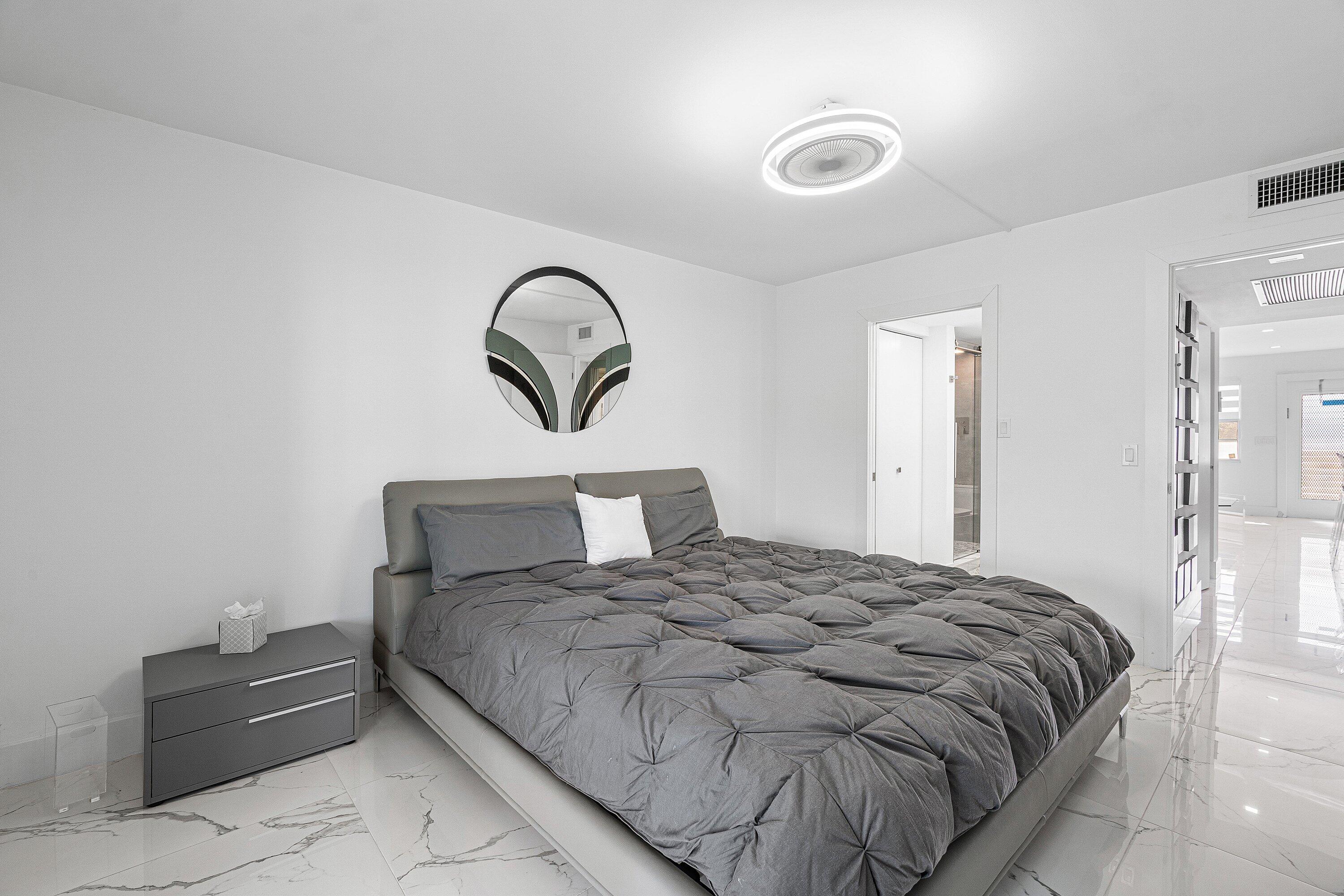024-4017NewcastleA-BocaRaton-FL-33434-SM