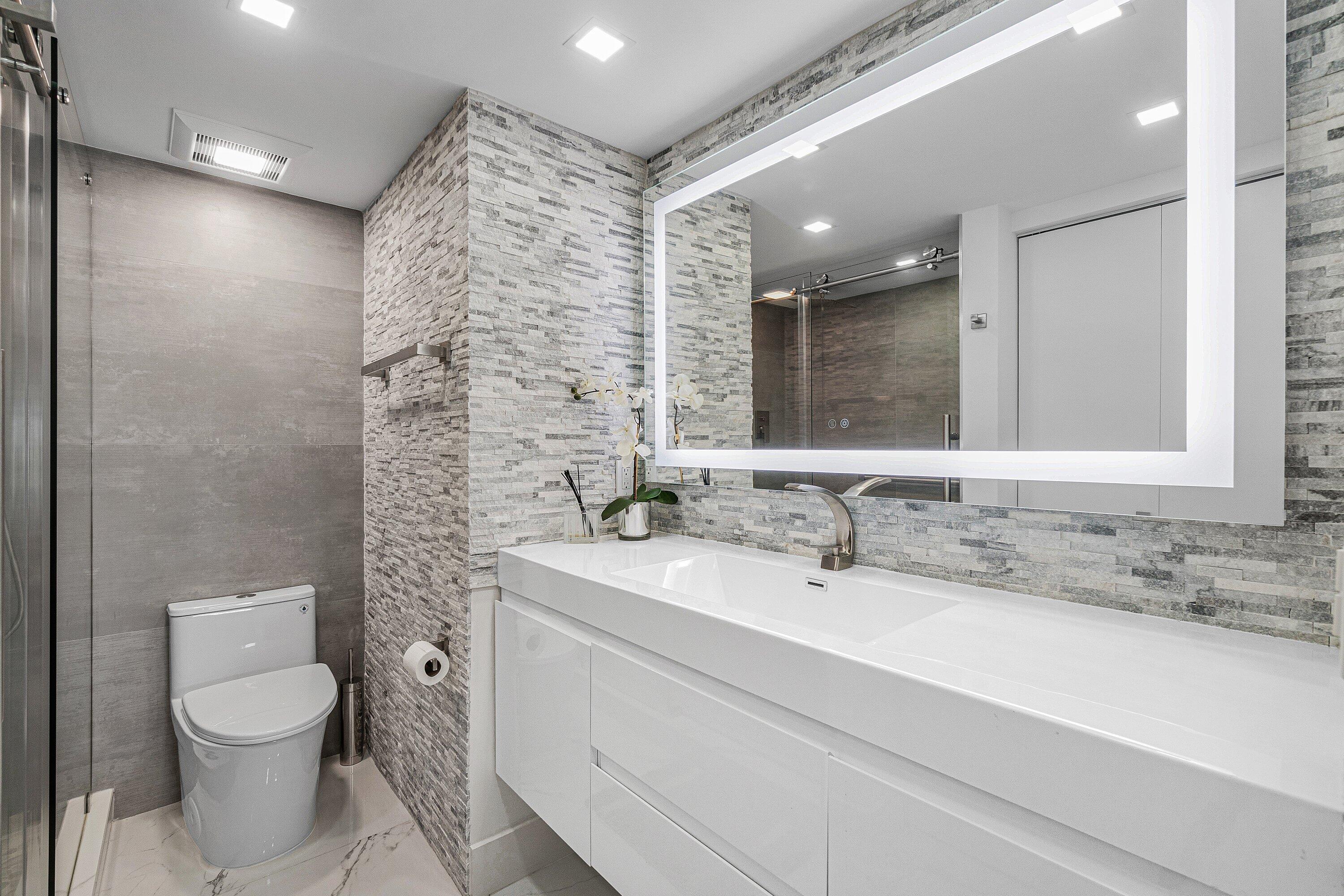 027-4017NewcastleA-BocaRaton-FL-33434-SM