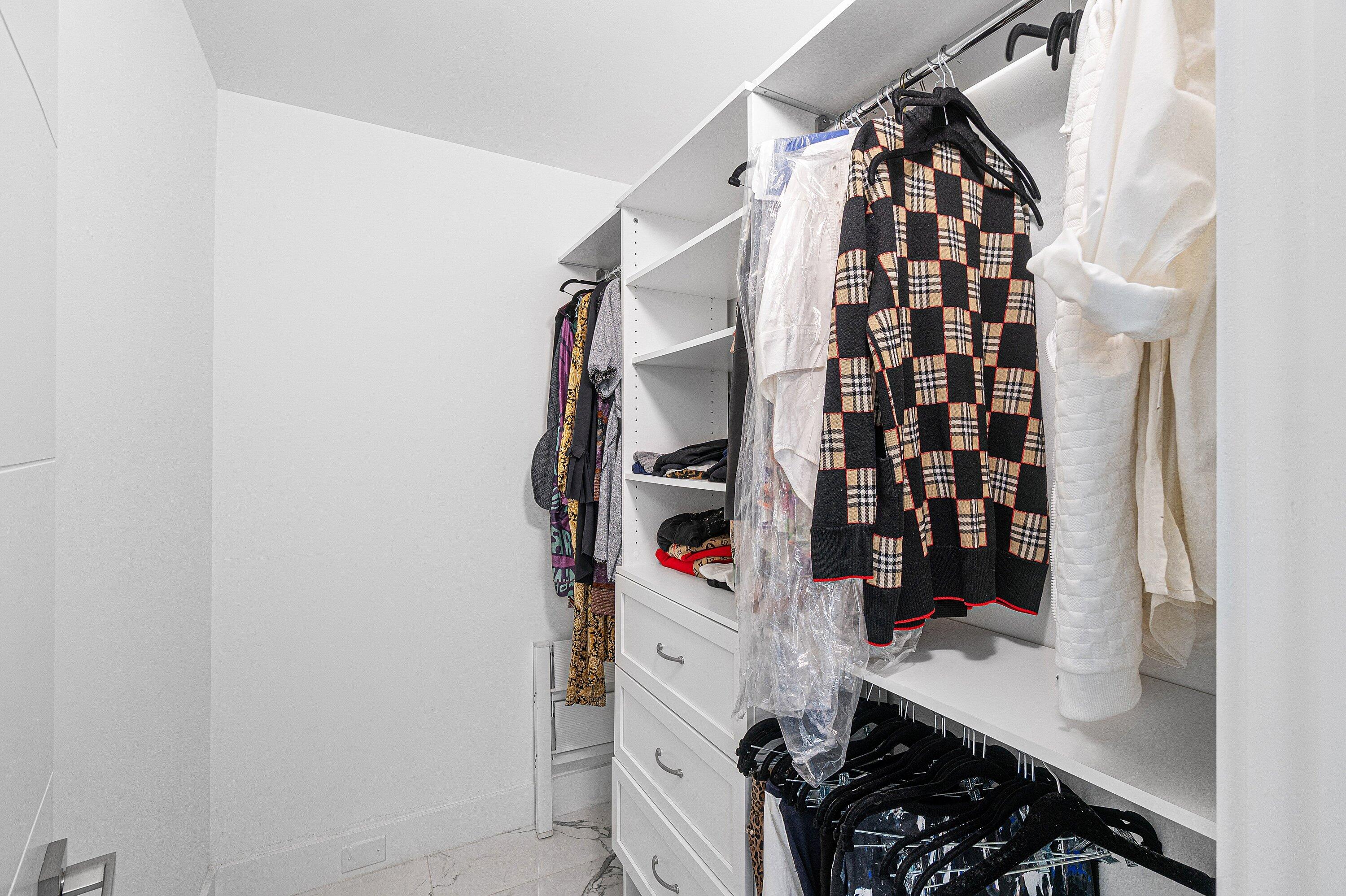 026-4017NewcastleA-BocaRaton-FL-33434-SM