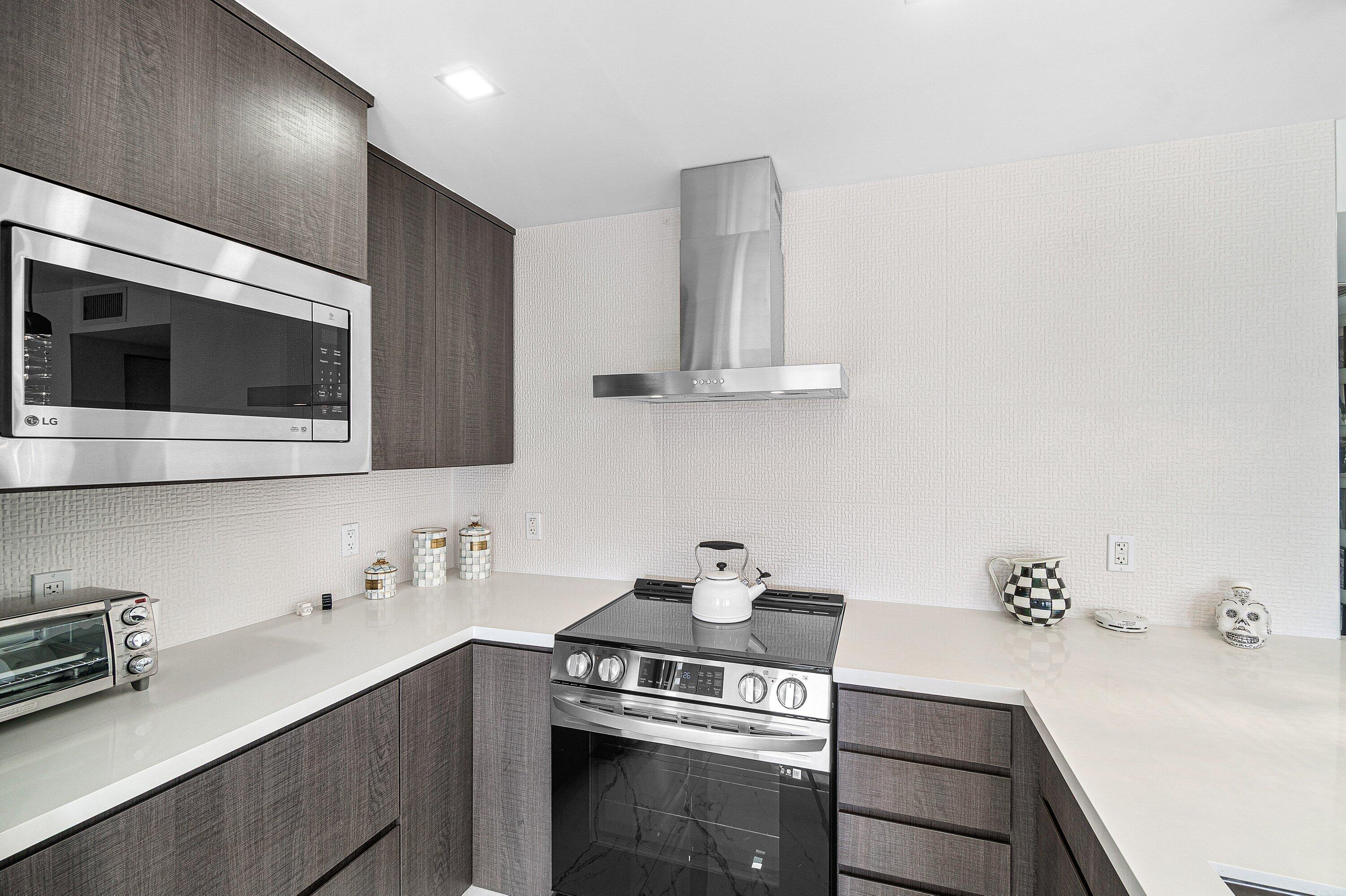017-4017NewcastleA-BocaRaton-FL-33434-SM