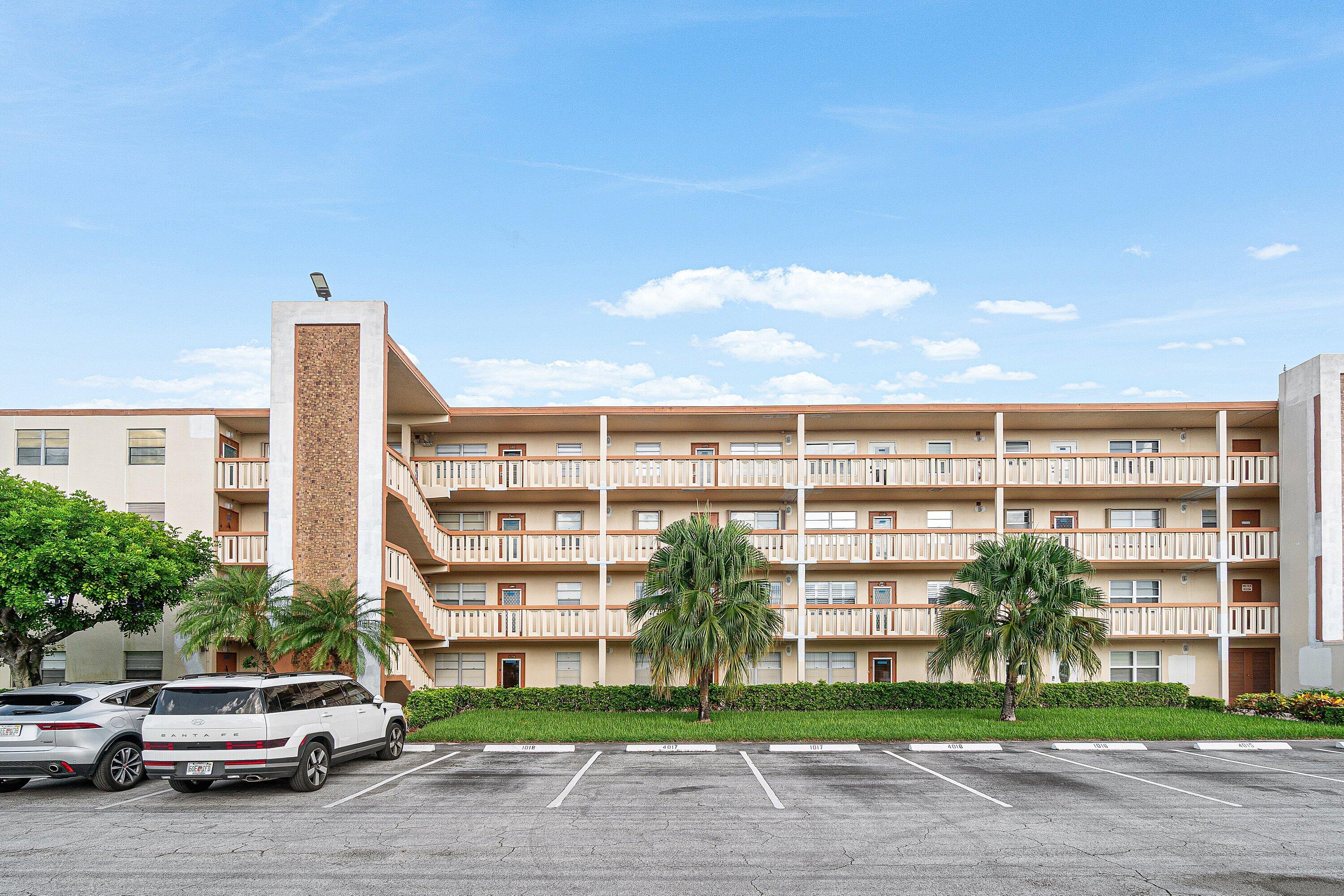 001-4017NewcastleA-BocaRaton-FL-33434-SM