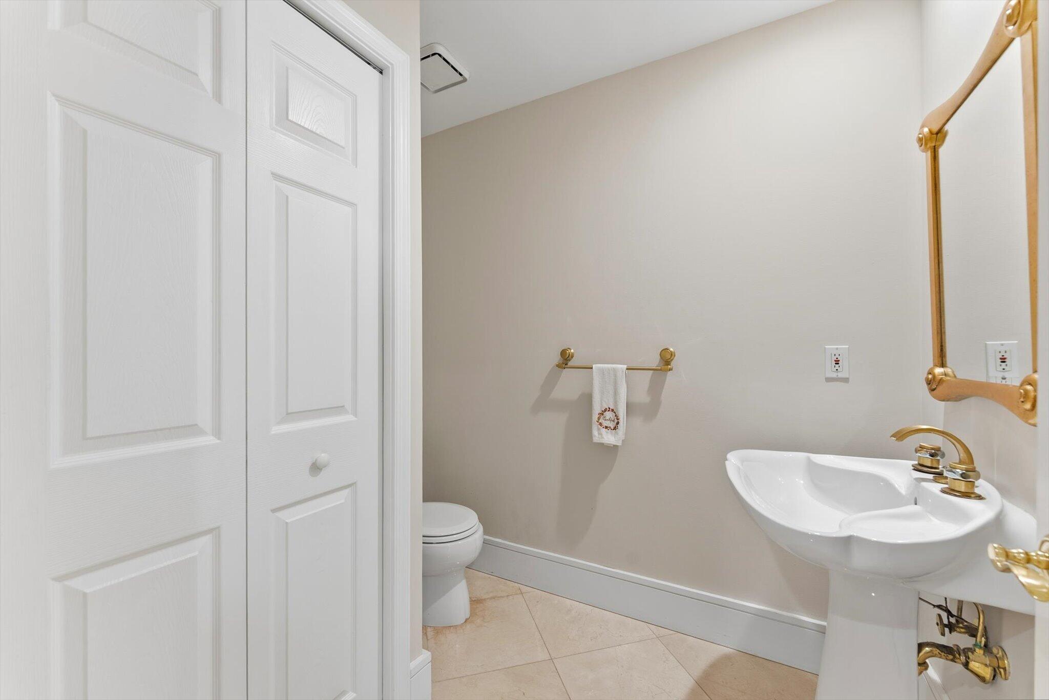 Powder Room