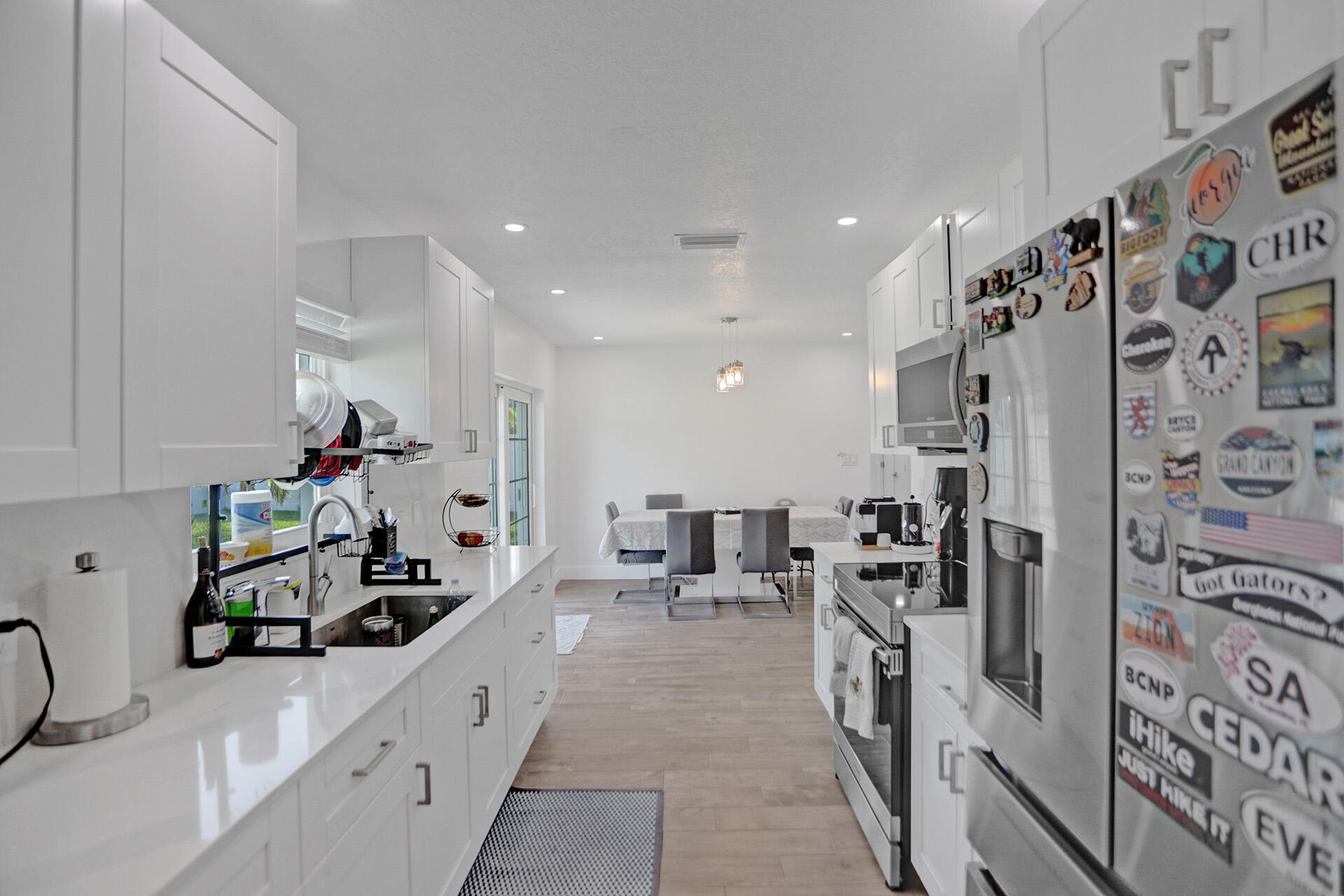 17 - kitchen & dining room