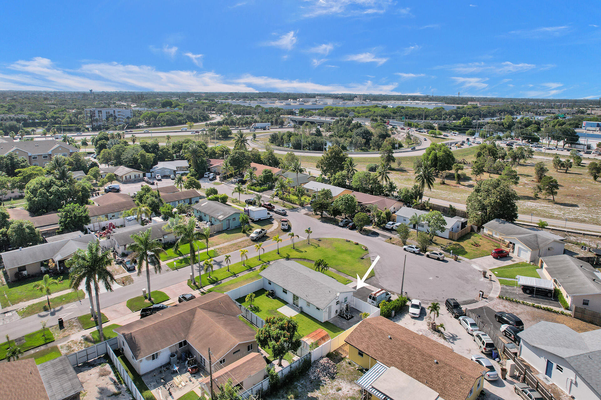 35 - neighborhood view