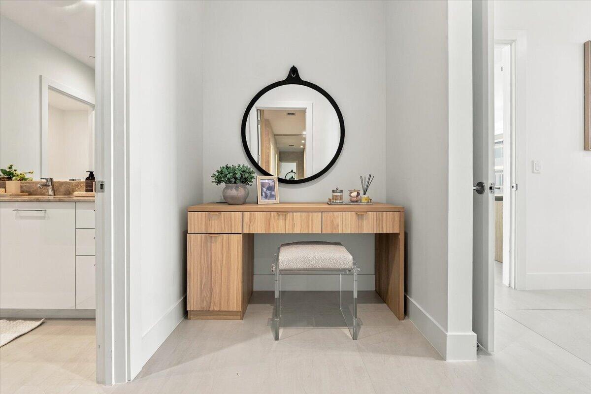 Owner's suite vanity