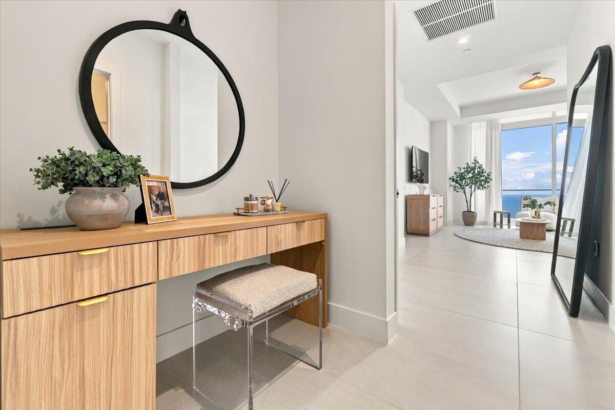 Owner's suite vanity