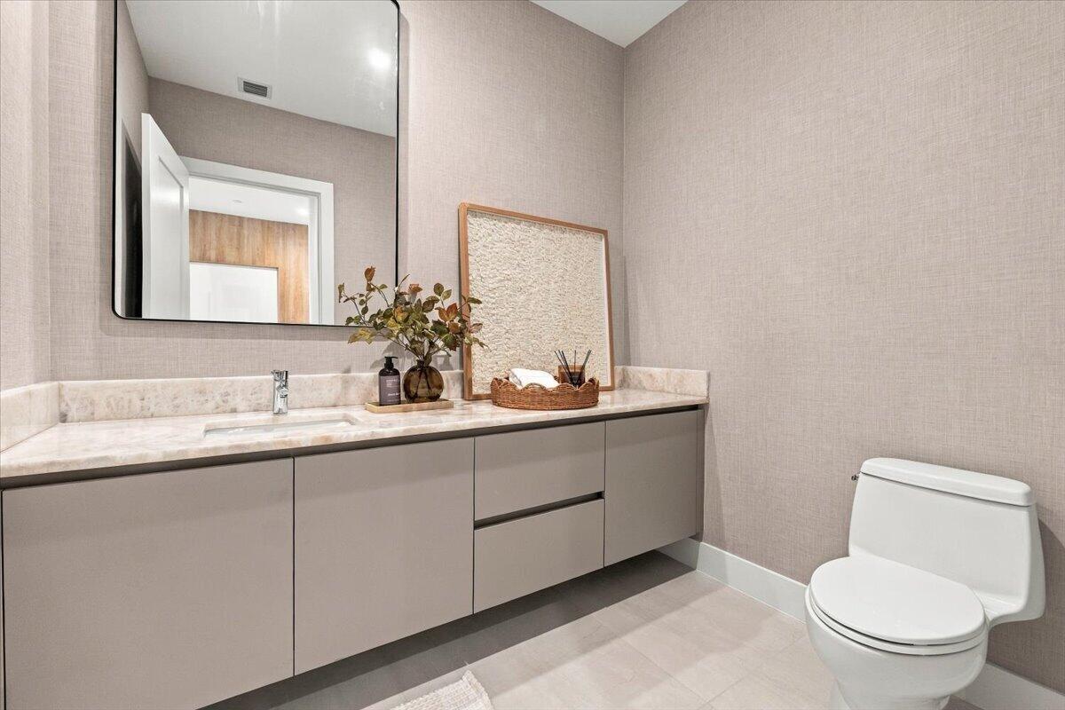 Powder room