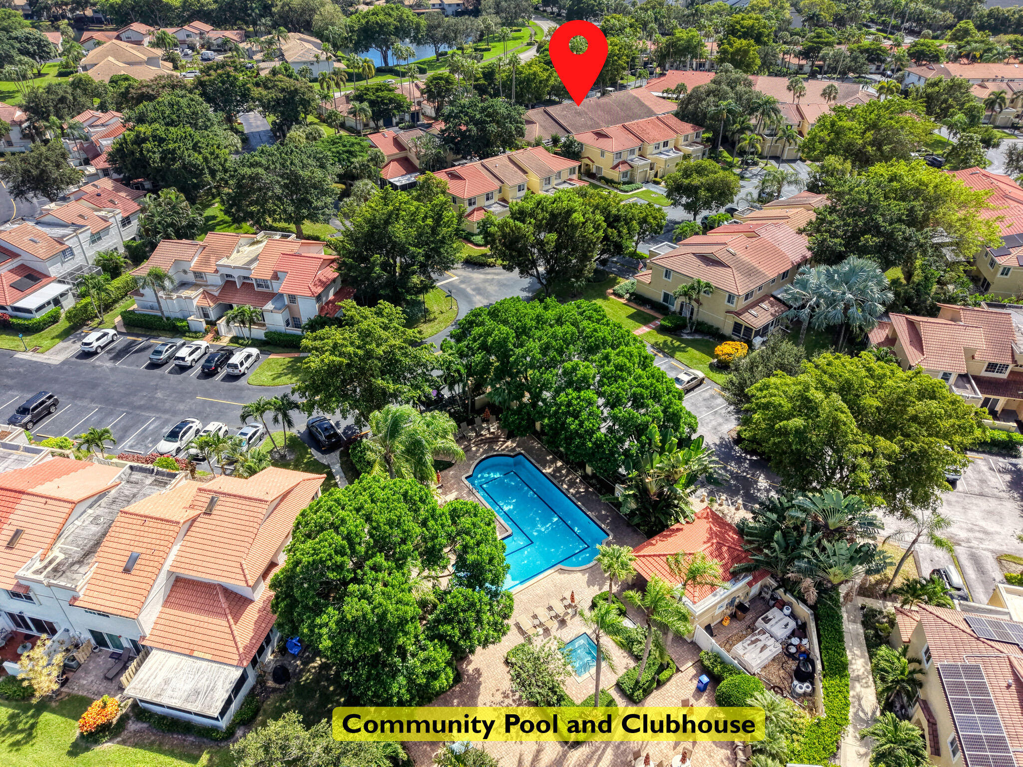 19 Community Clubhouse+pool (2)