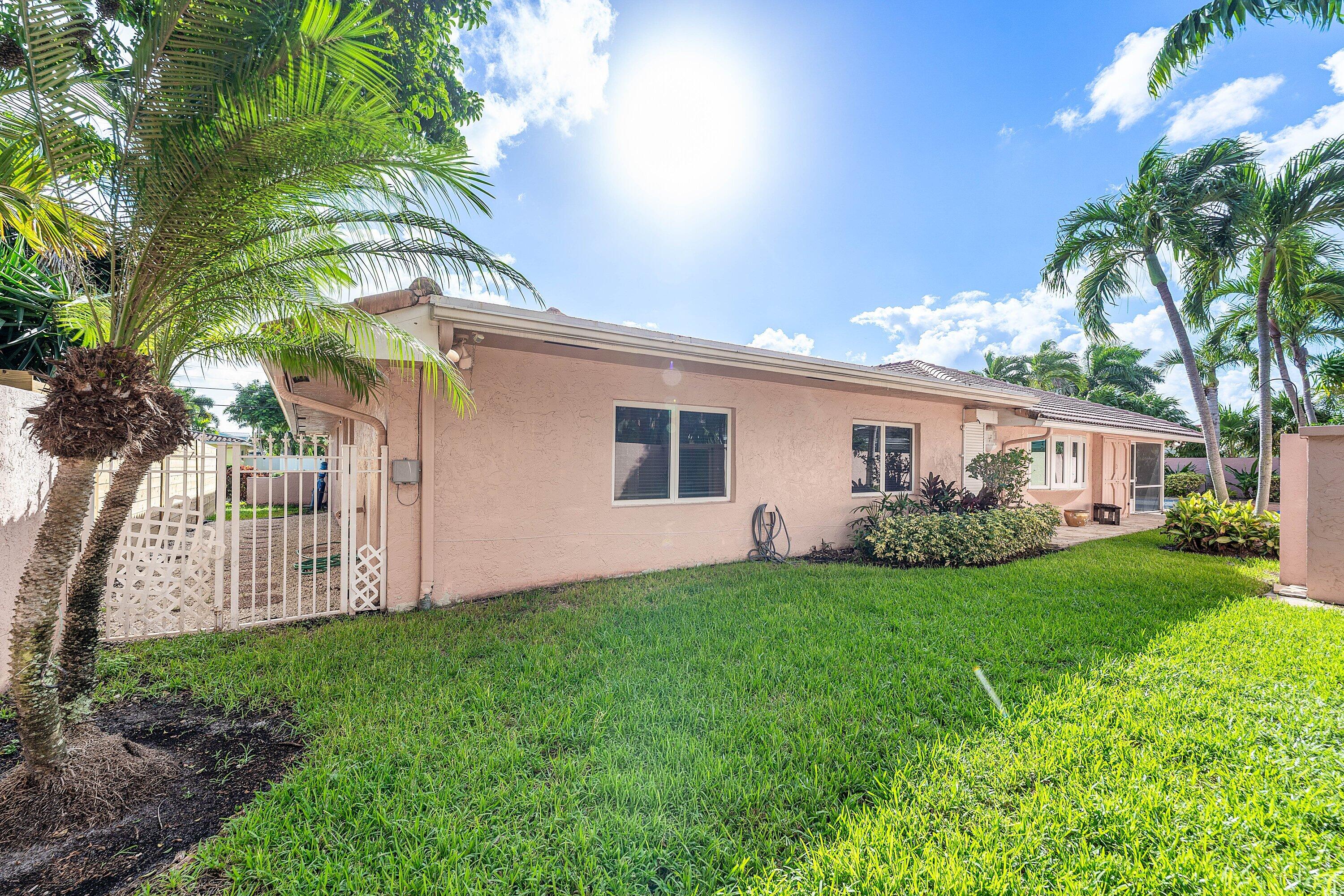 039-1115Southeast14thAvenue-DeerfieldBea