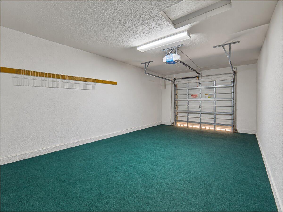 34-Garage